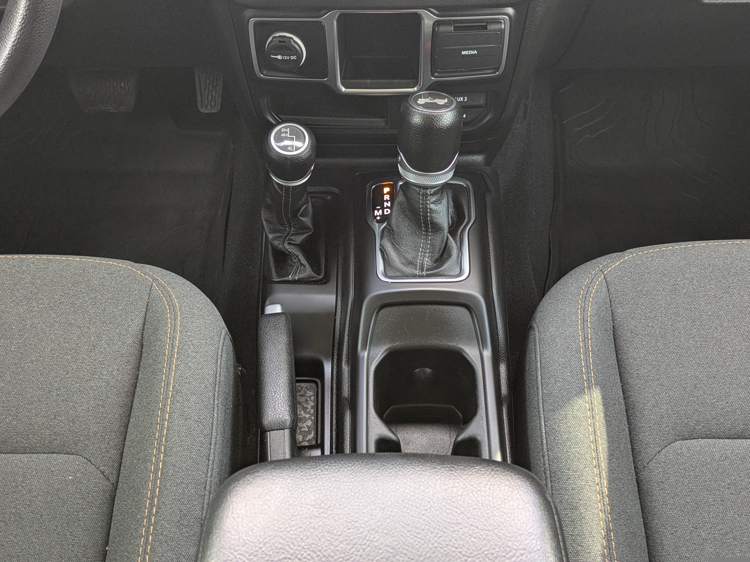 2024 Jeep Wrangler 4-Door Sport 4x4
