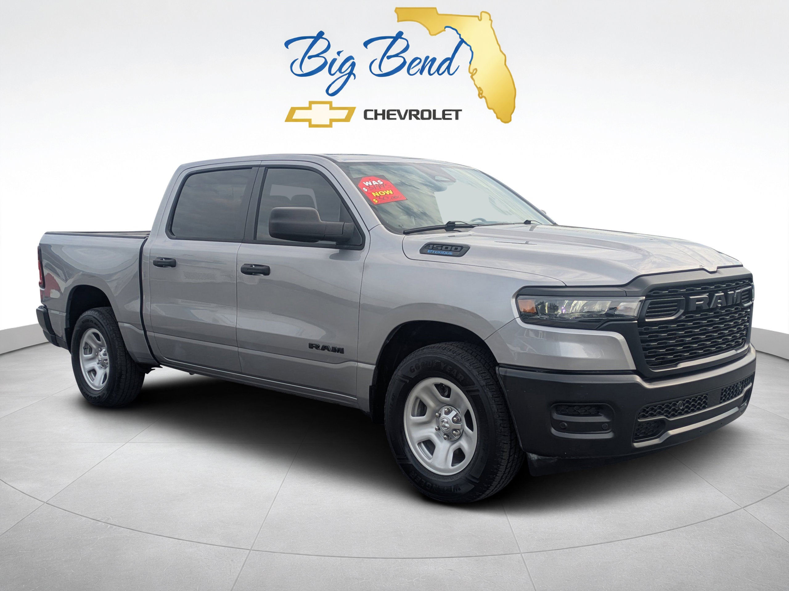 2025 RAM 1500 Tradesman Crew Cab 4x2 5'7" Box