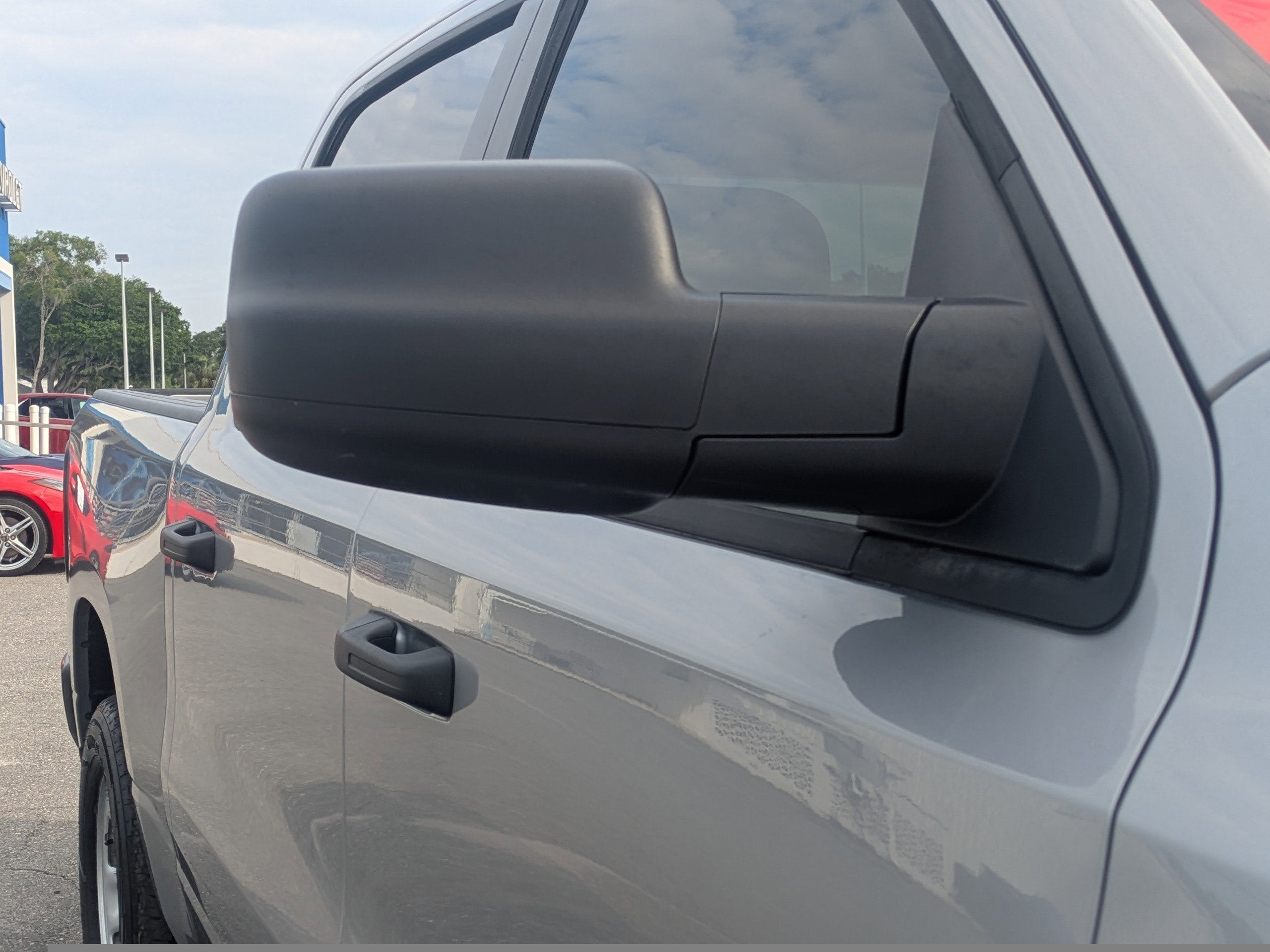 2025 RAM 1500 Tradesman Crew Cab 4x2 5'7" Box