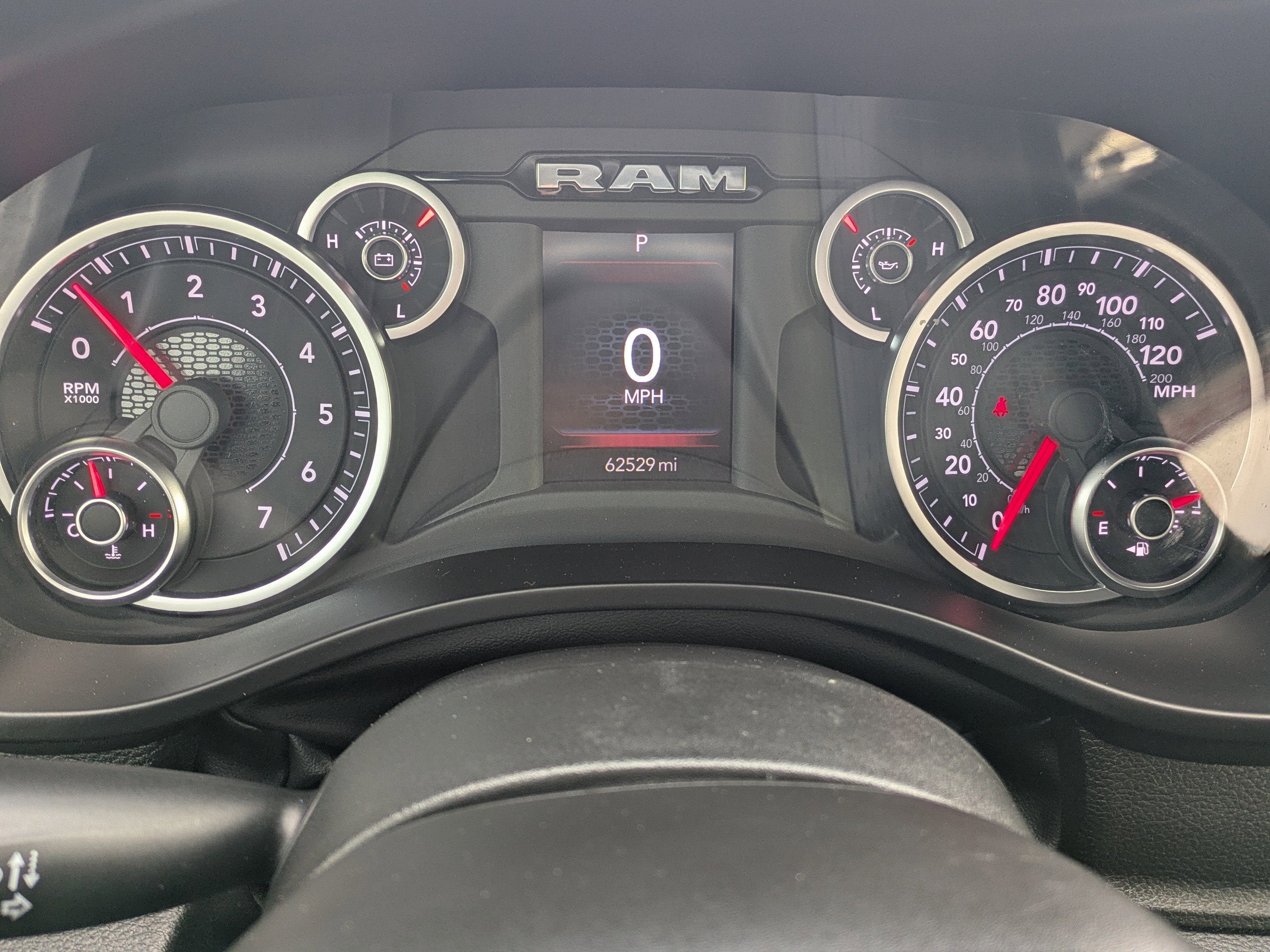 2025 RAM 1500 Tradesman Crew Cab 4x2 5'7" Box