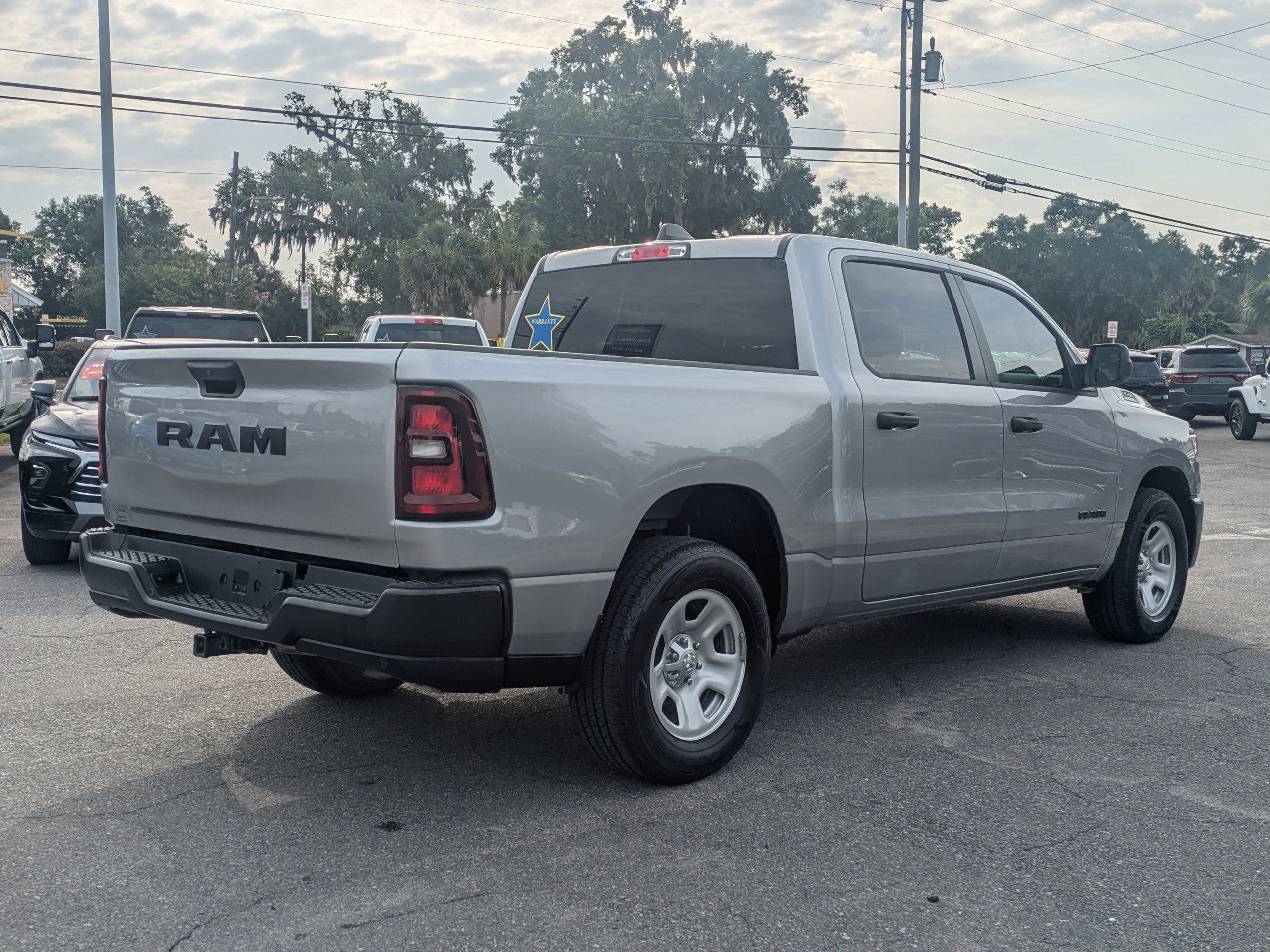 2025 RAM 1500 Tradesman Crew Cab 4x2 5'7" Box