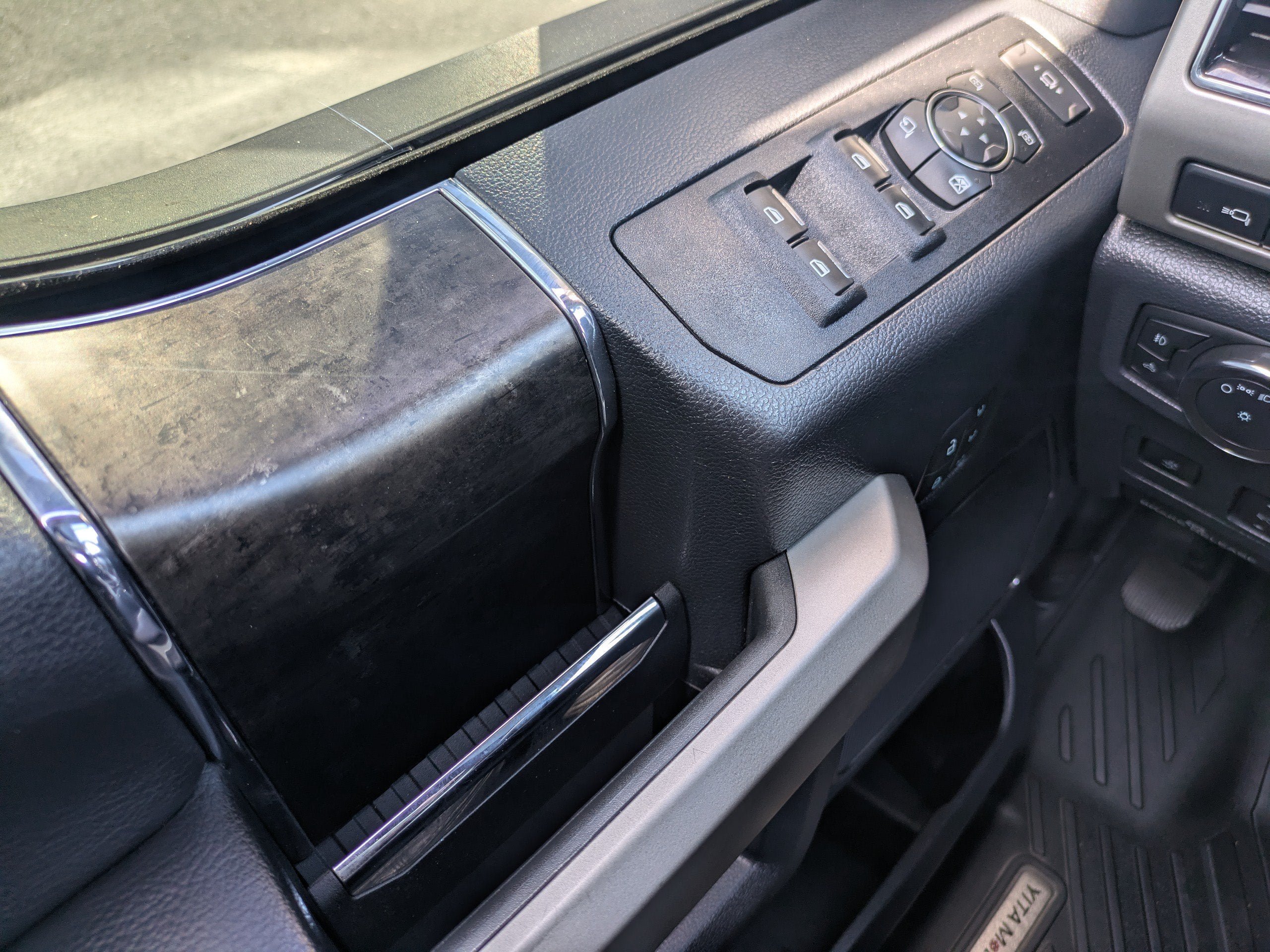 2022 Ford F-350 Lariat