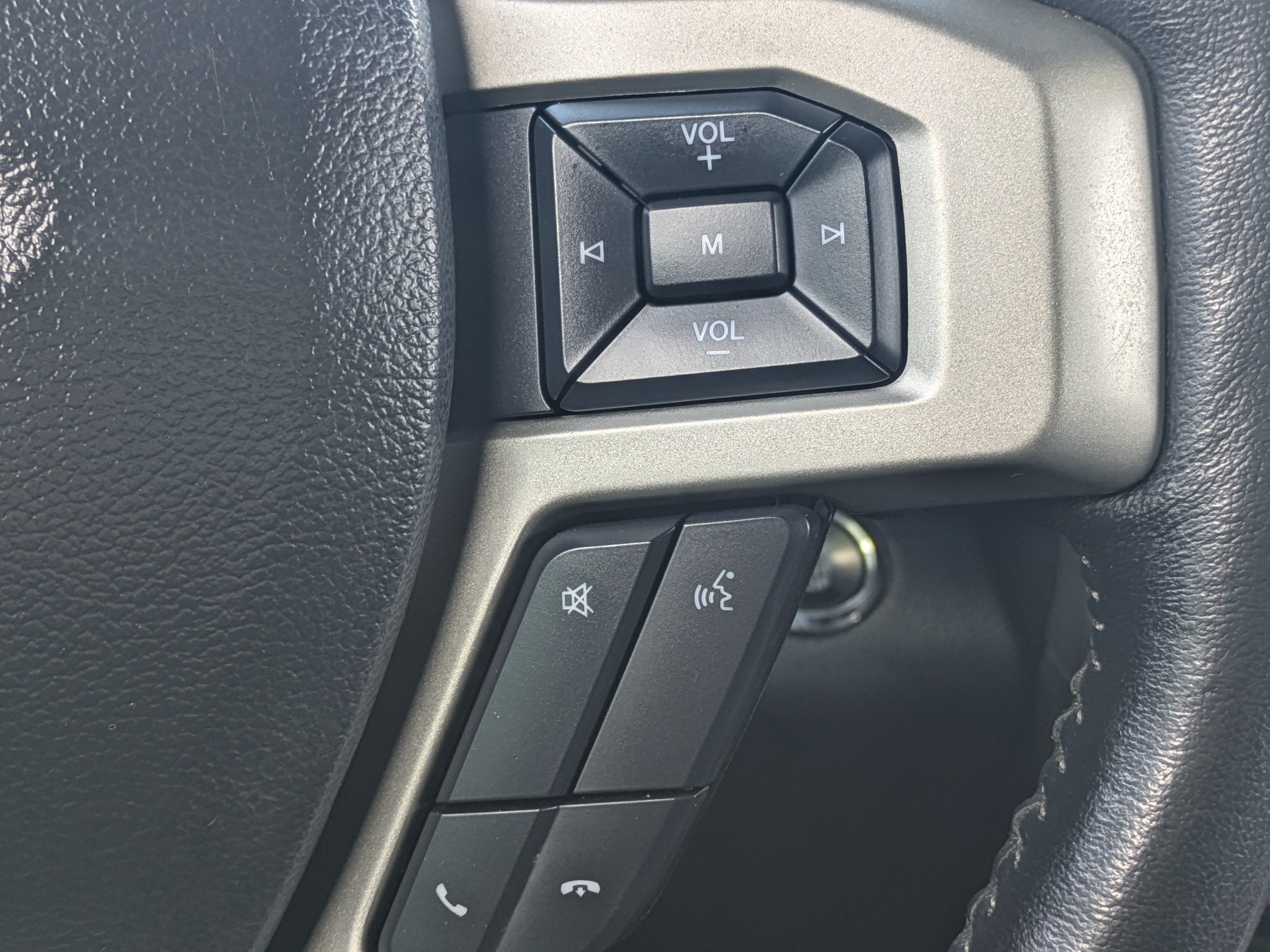 2022 Ford F-350 Lariat