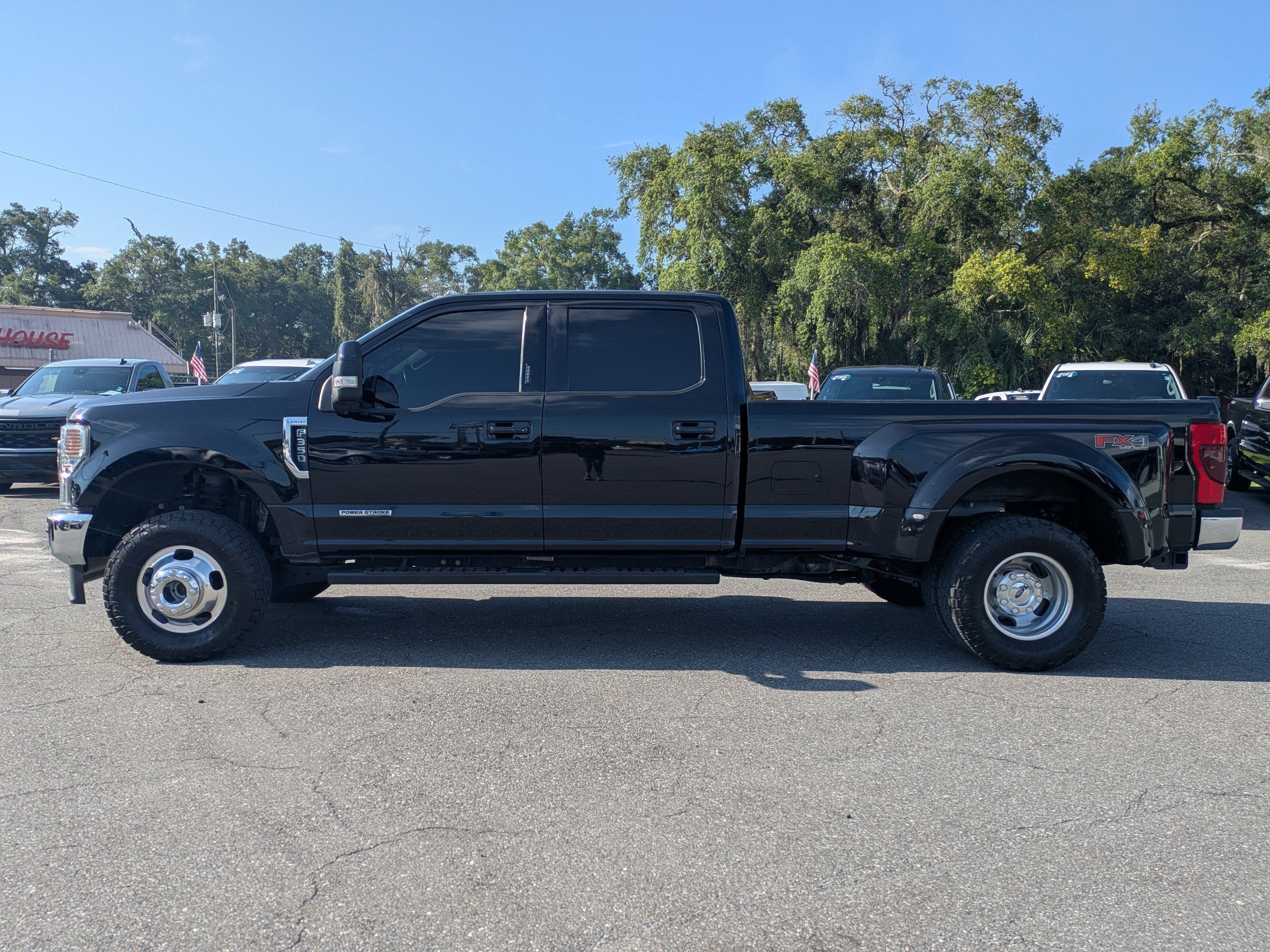 2022 Ford F-350 Lariat