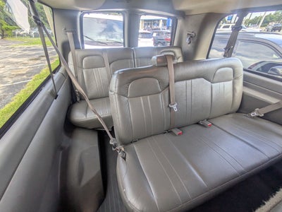 2024 Chevrolet Express Passenger 3500 1LS