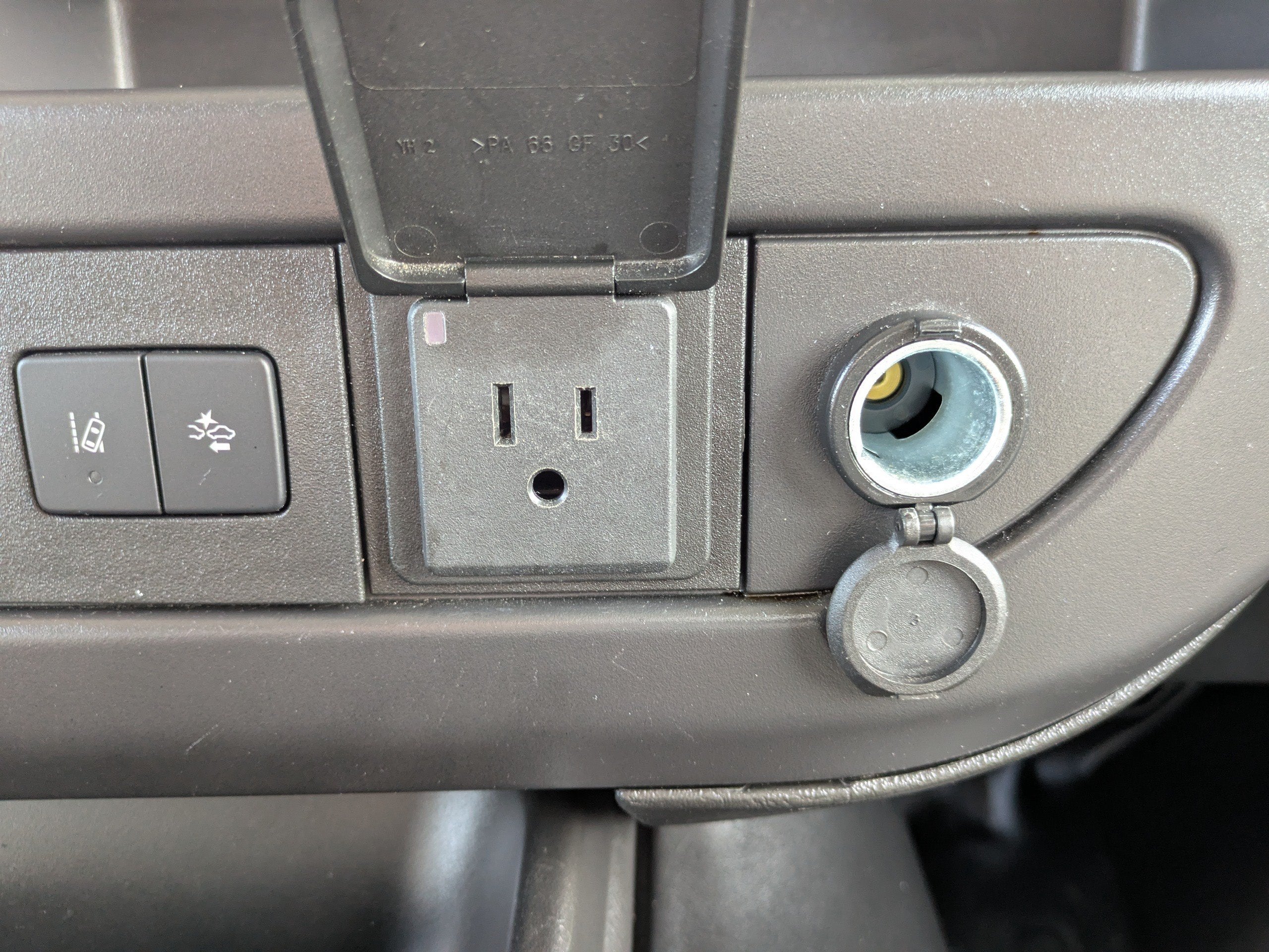 2024 Chevrolet Express Passenger 3500 1LS