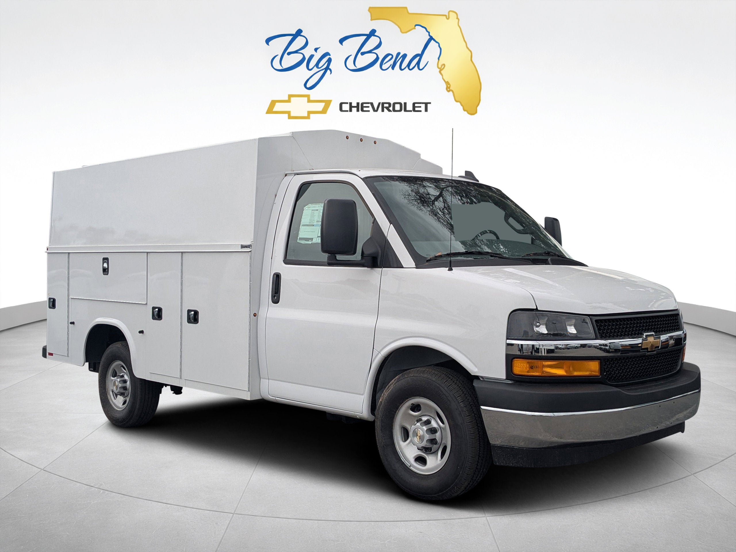 2025 Chevrolet Express Cutaway 3500 1WT