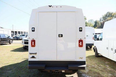 2025 Chevrolet Express Cutaway 3500 1WT