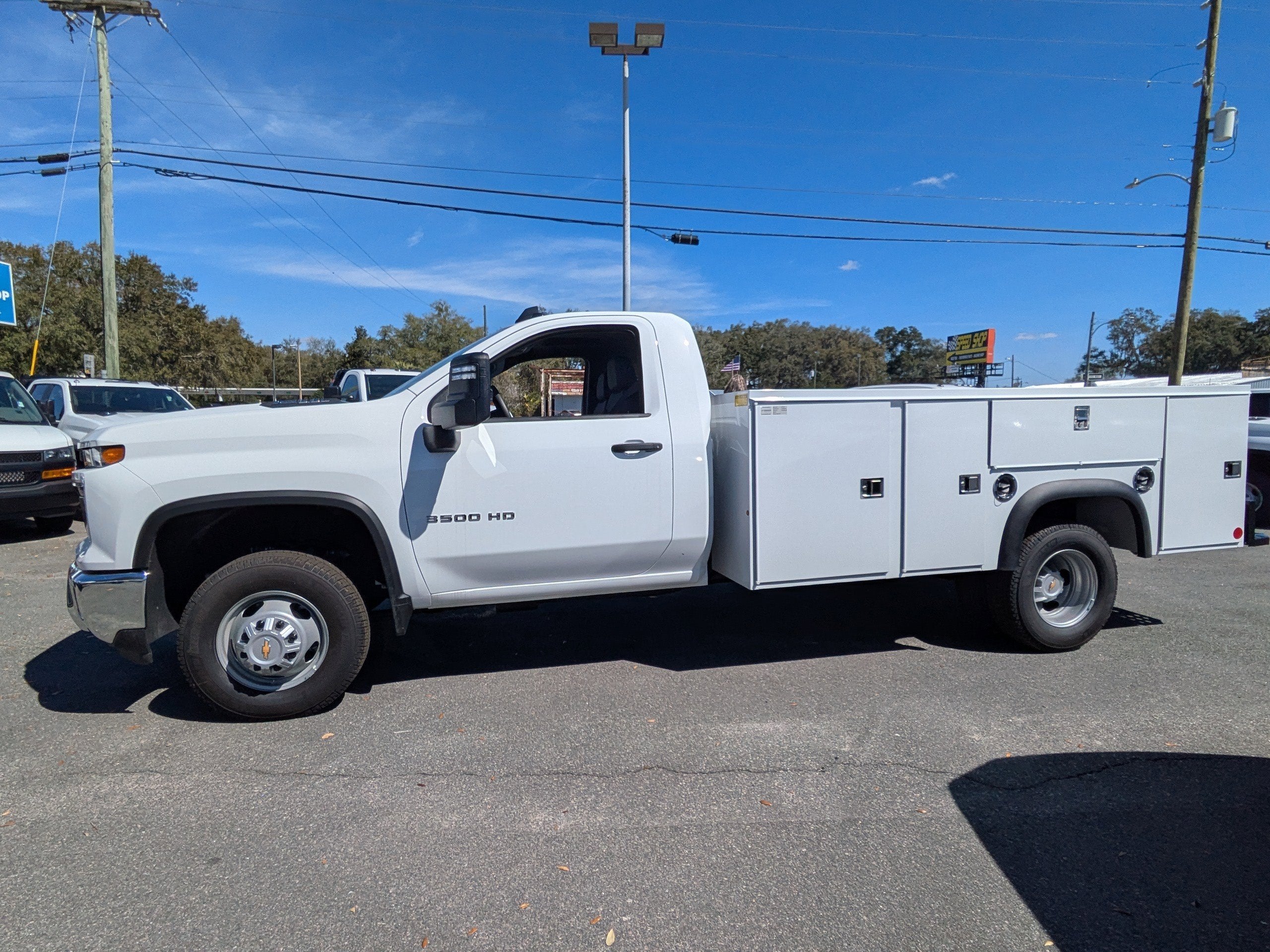 2025 Chevrolet Silverado 3500 HD Chassis Cab Work Truck