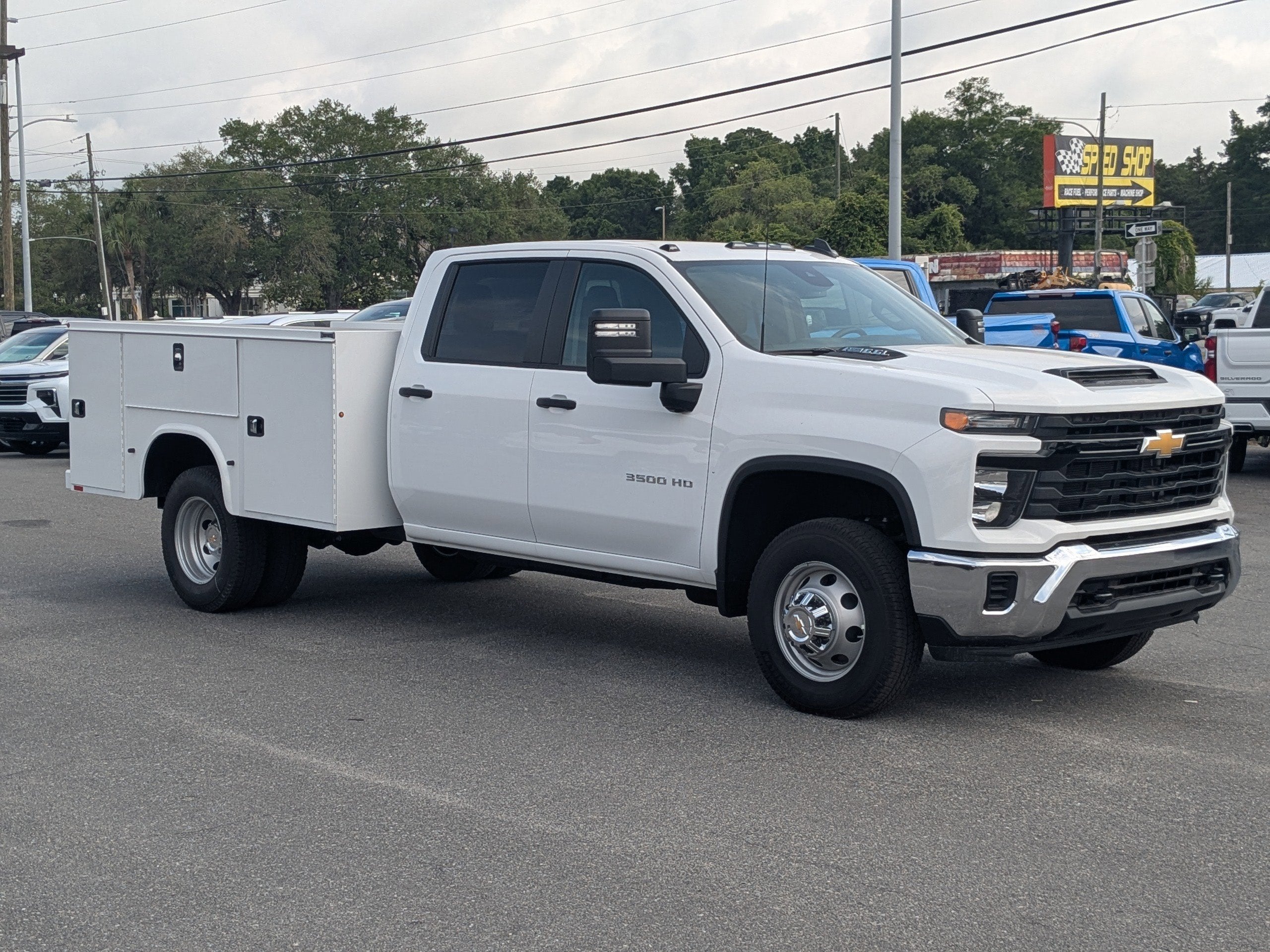 2025 Chevrolet Silverado 3500 HD Chassis Cab Work Truck