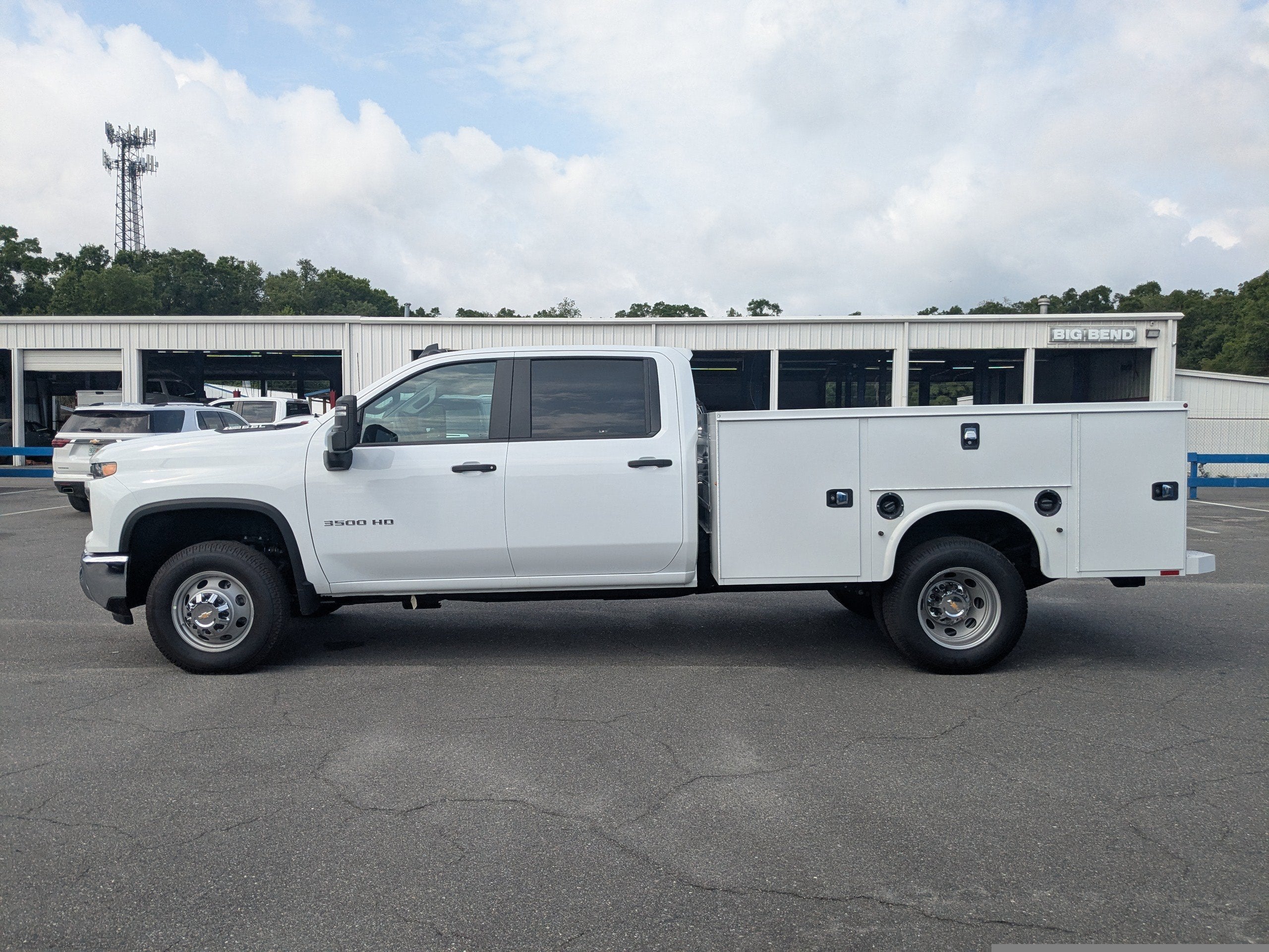 2025 Chevrolet Silverado 3500 HD Chassis Cab Work Truck