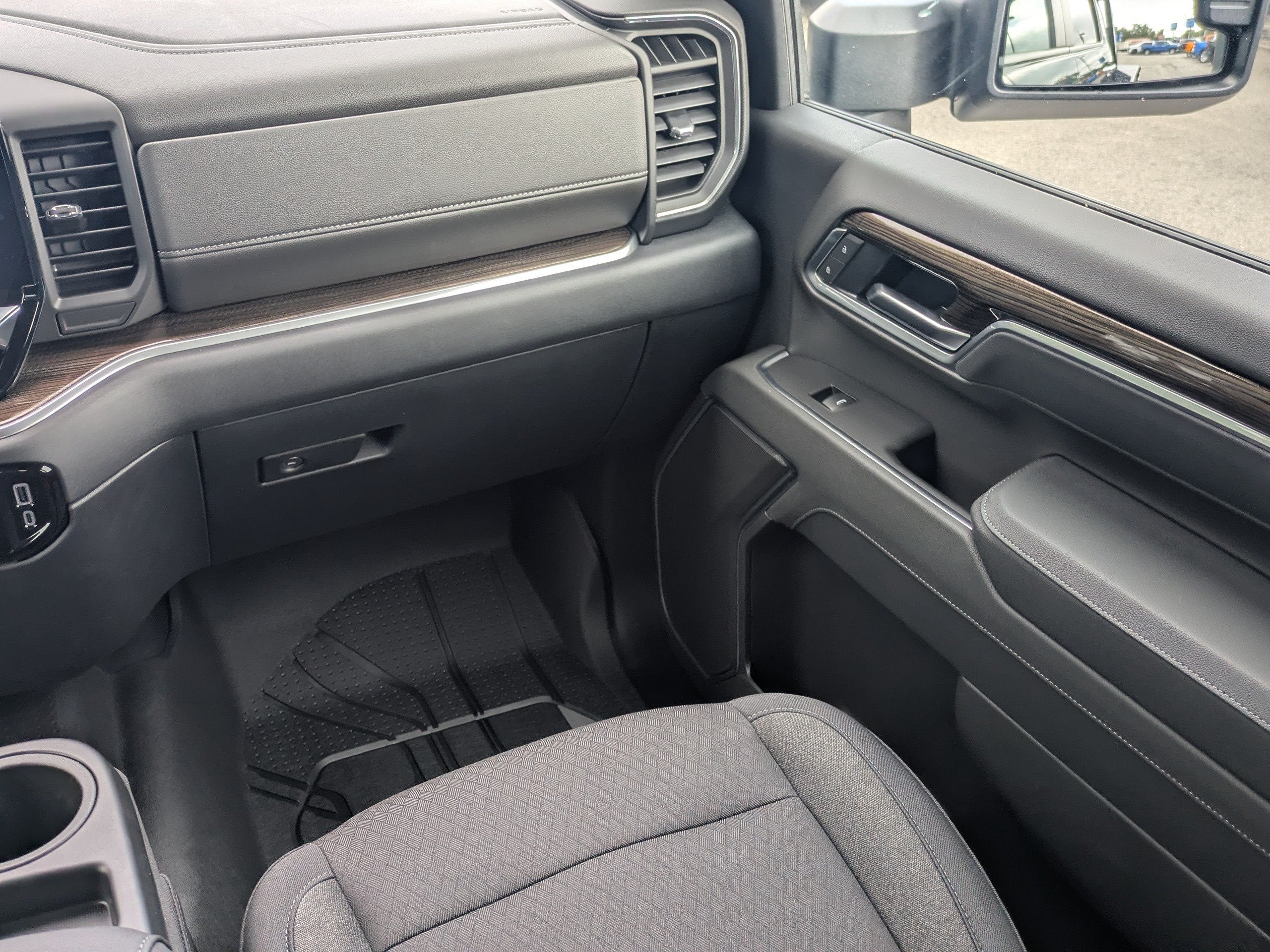 2026 Chevrolet Silverado 3500 HD Chassis Cab LT