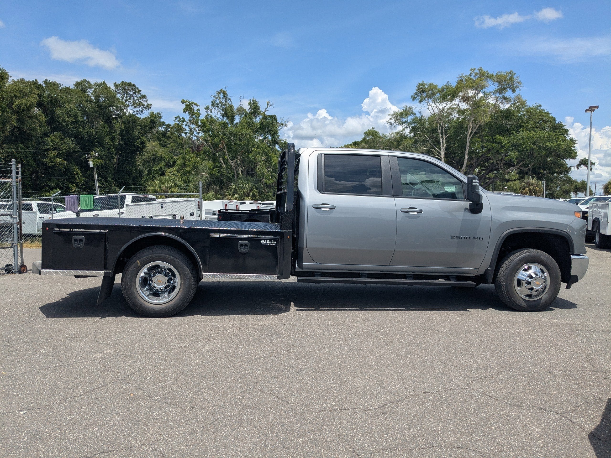 2026 Chevrolet Silverado 3500 HD Chassis Cab LT