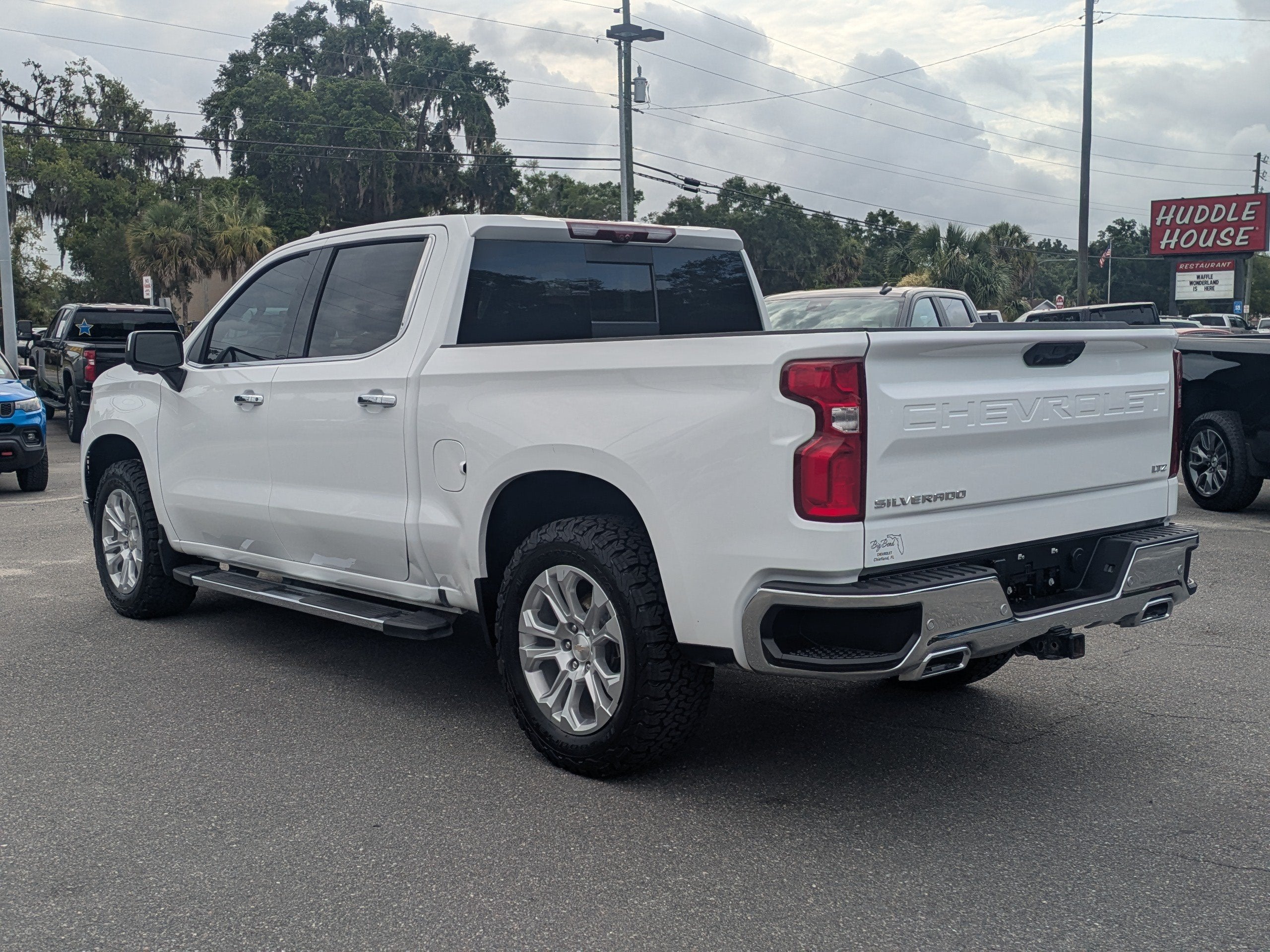 2024 Chevrolet Silverado 1500 LTZ