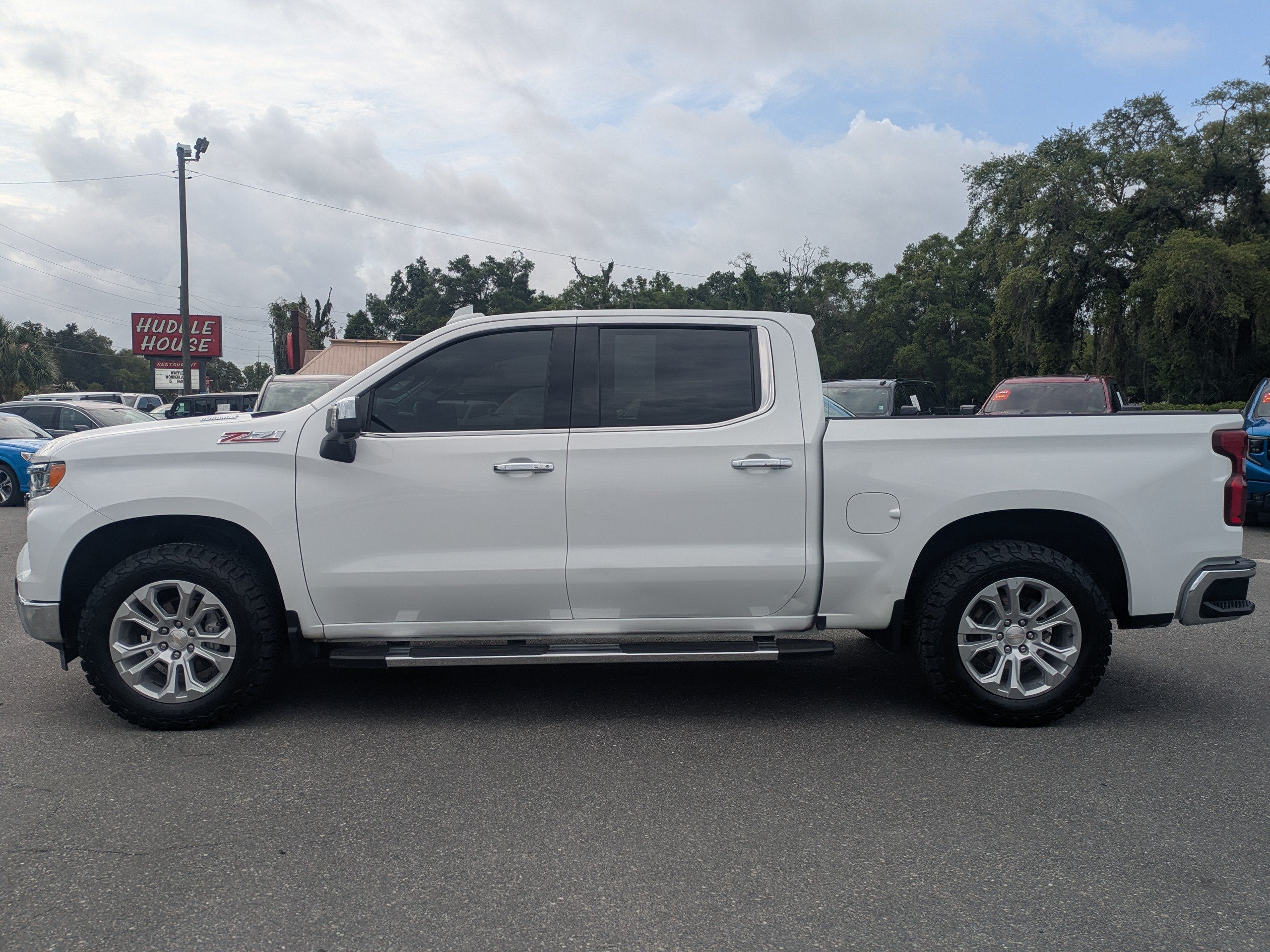 2024 Chevrolet Silverado 1500 LTZ