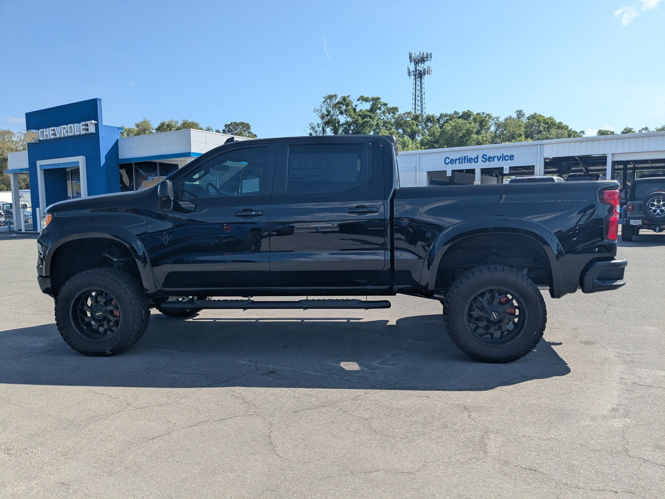 2025 Chevrolet Silverado 1500 RST