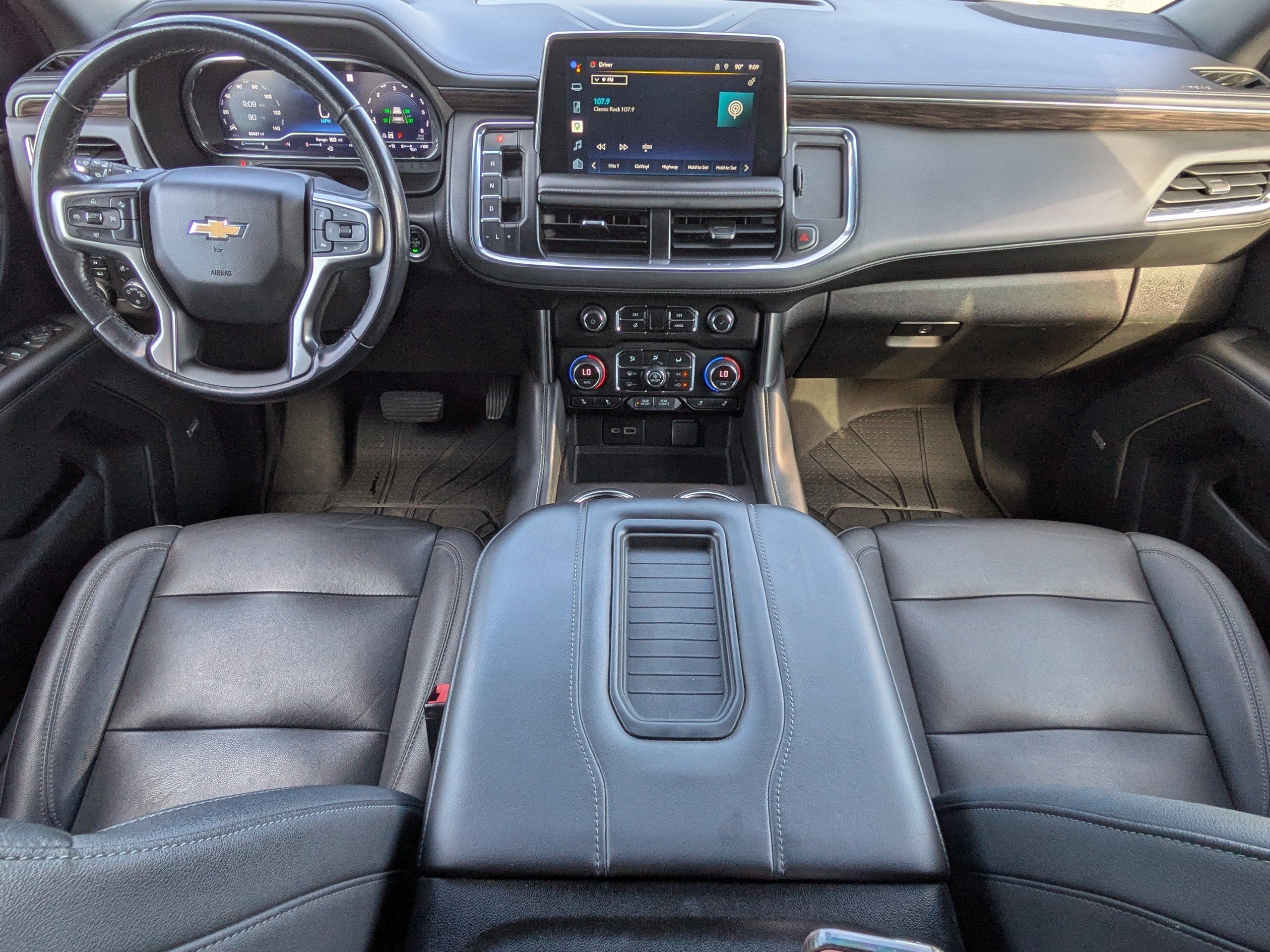 2022 Chevrolet Suburban LT