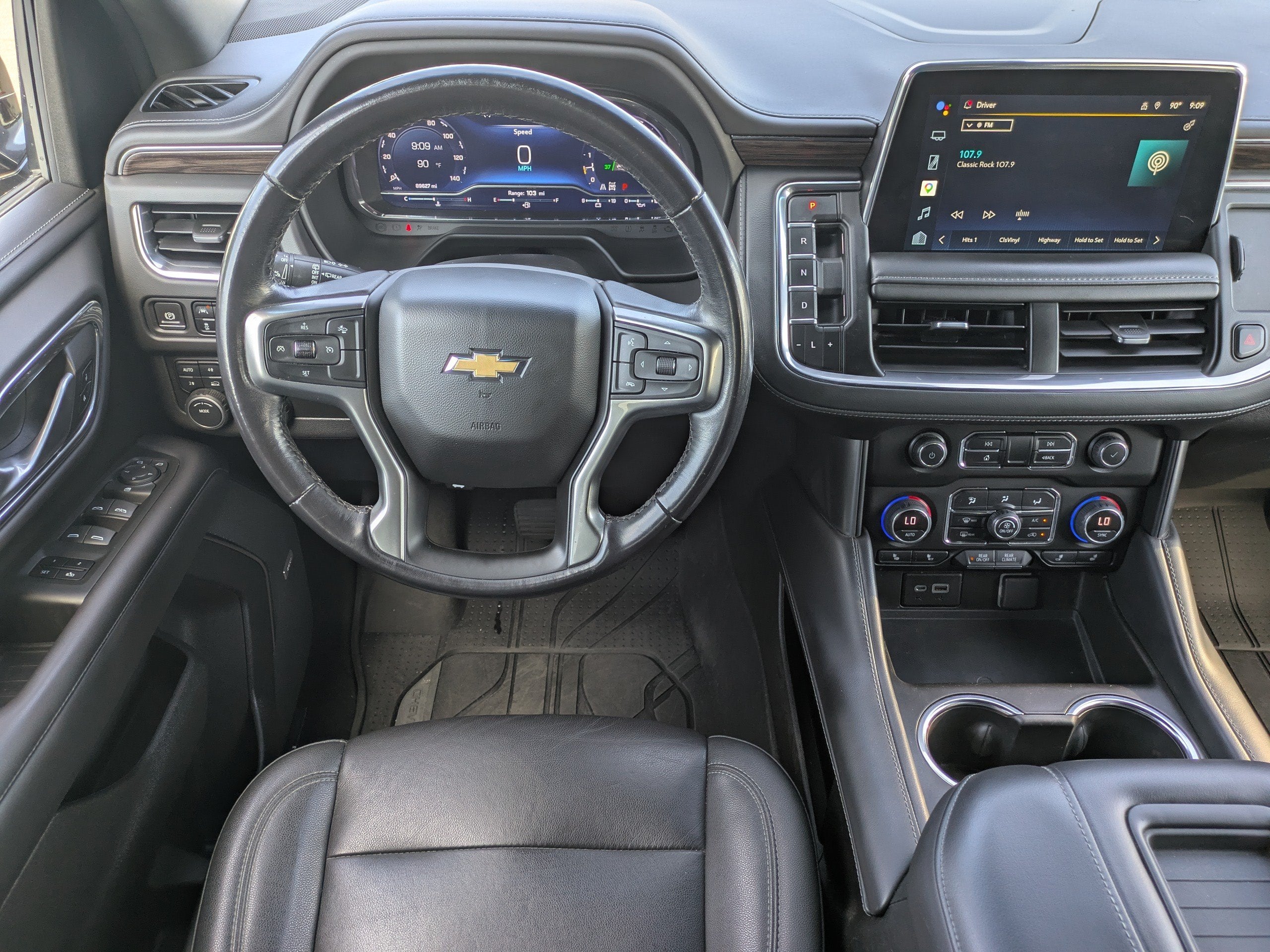 2022 Chevrolet Suburban LT