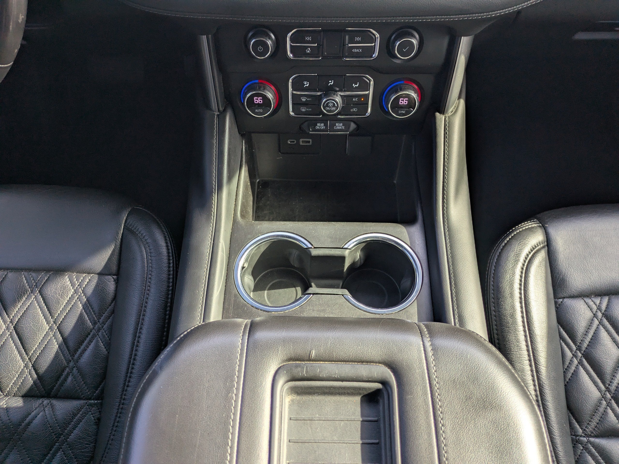 2021 Chevrolet Tahoe LS