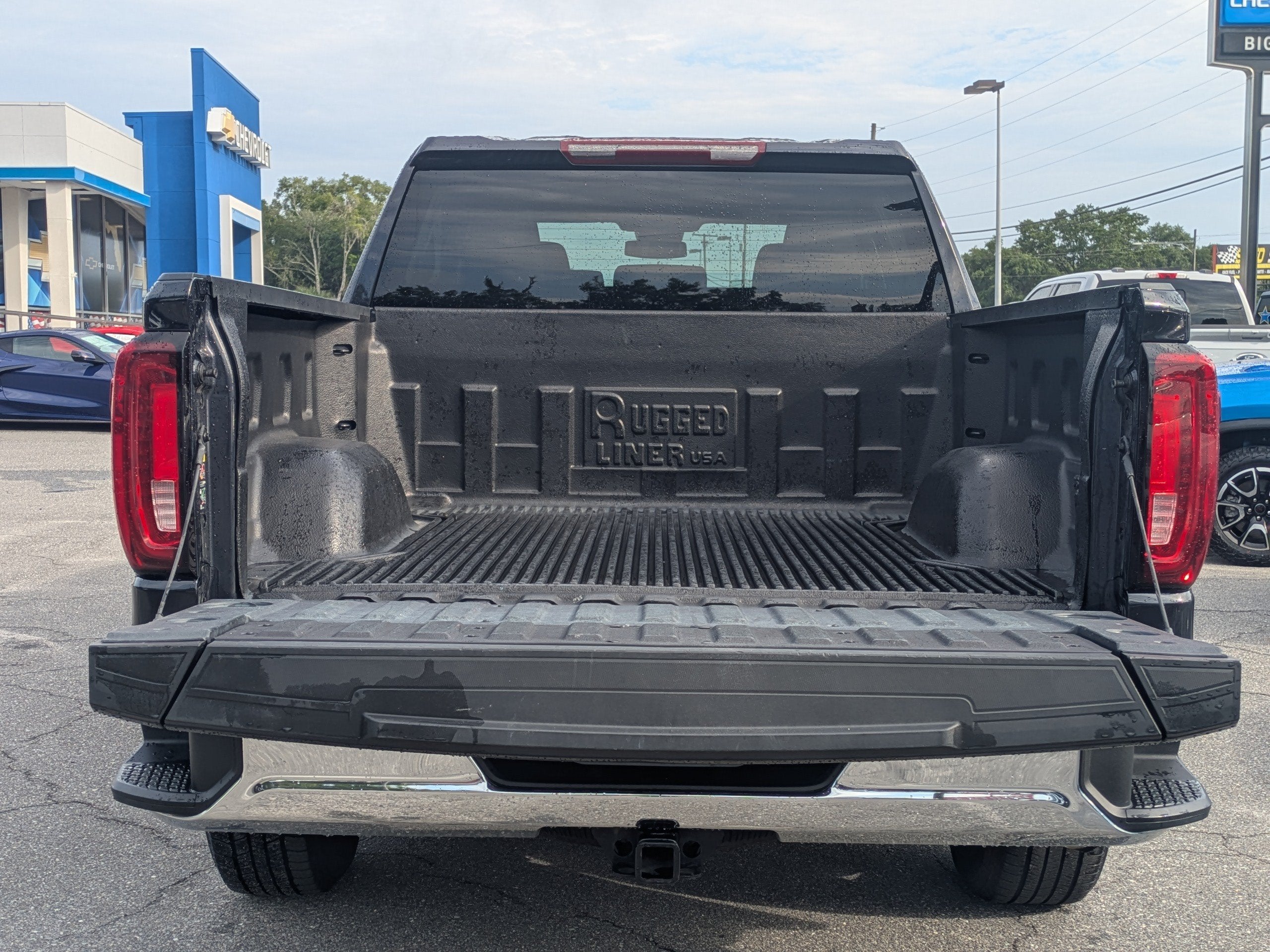 2024 GMC Sierra 1500 SLT