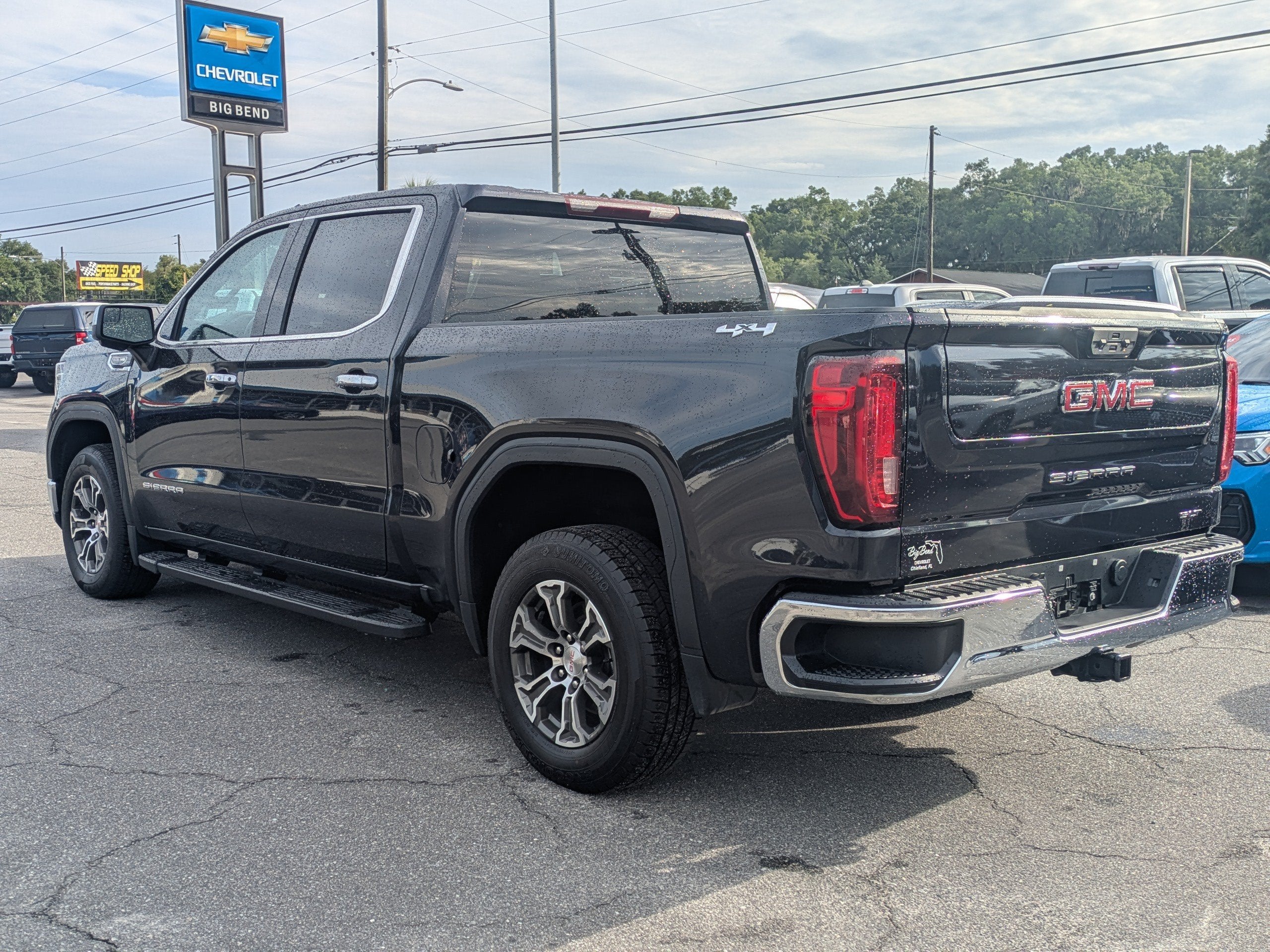 2024 GMC Sierra 1500 SLT