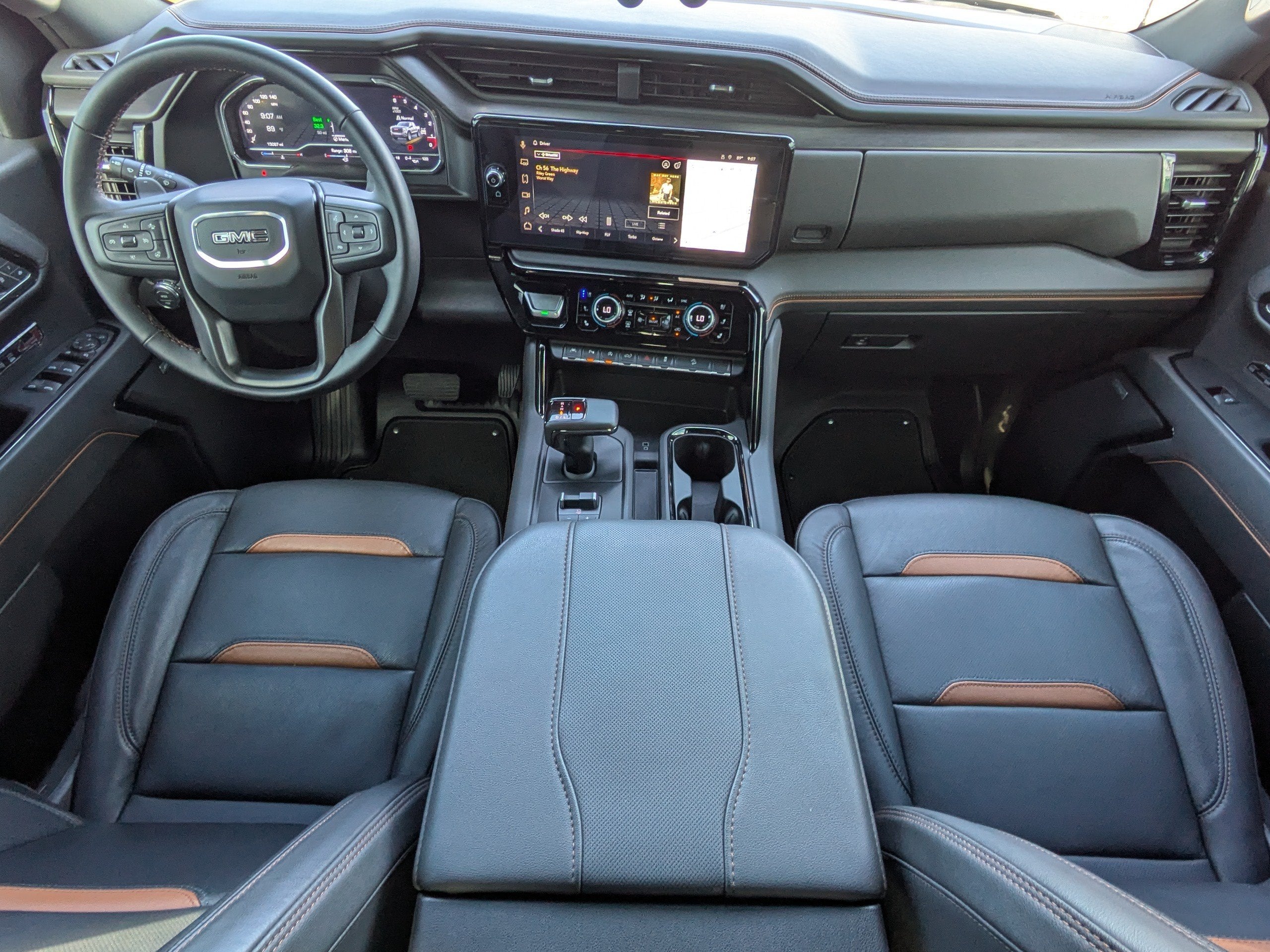 2025 GMC Sierra 1500 AT4