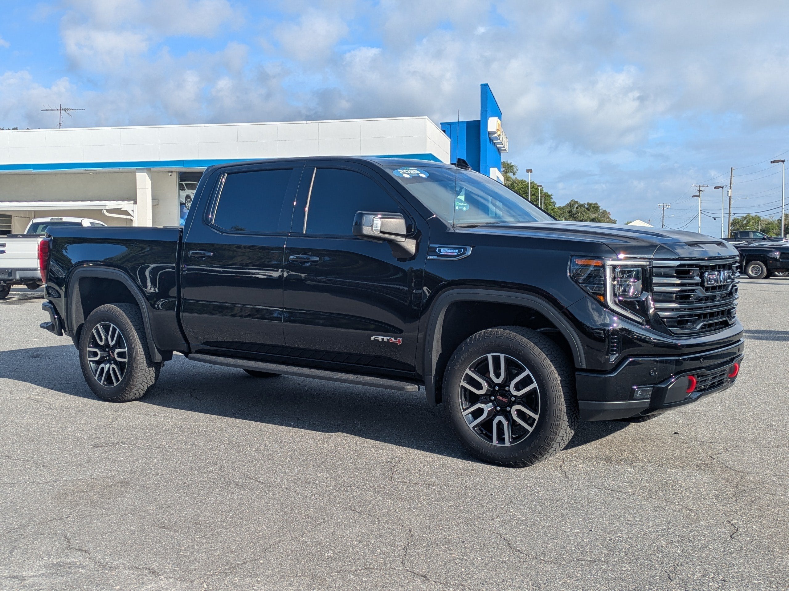 2025 GMC Sierra 1500 AT4