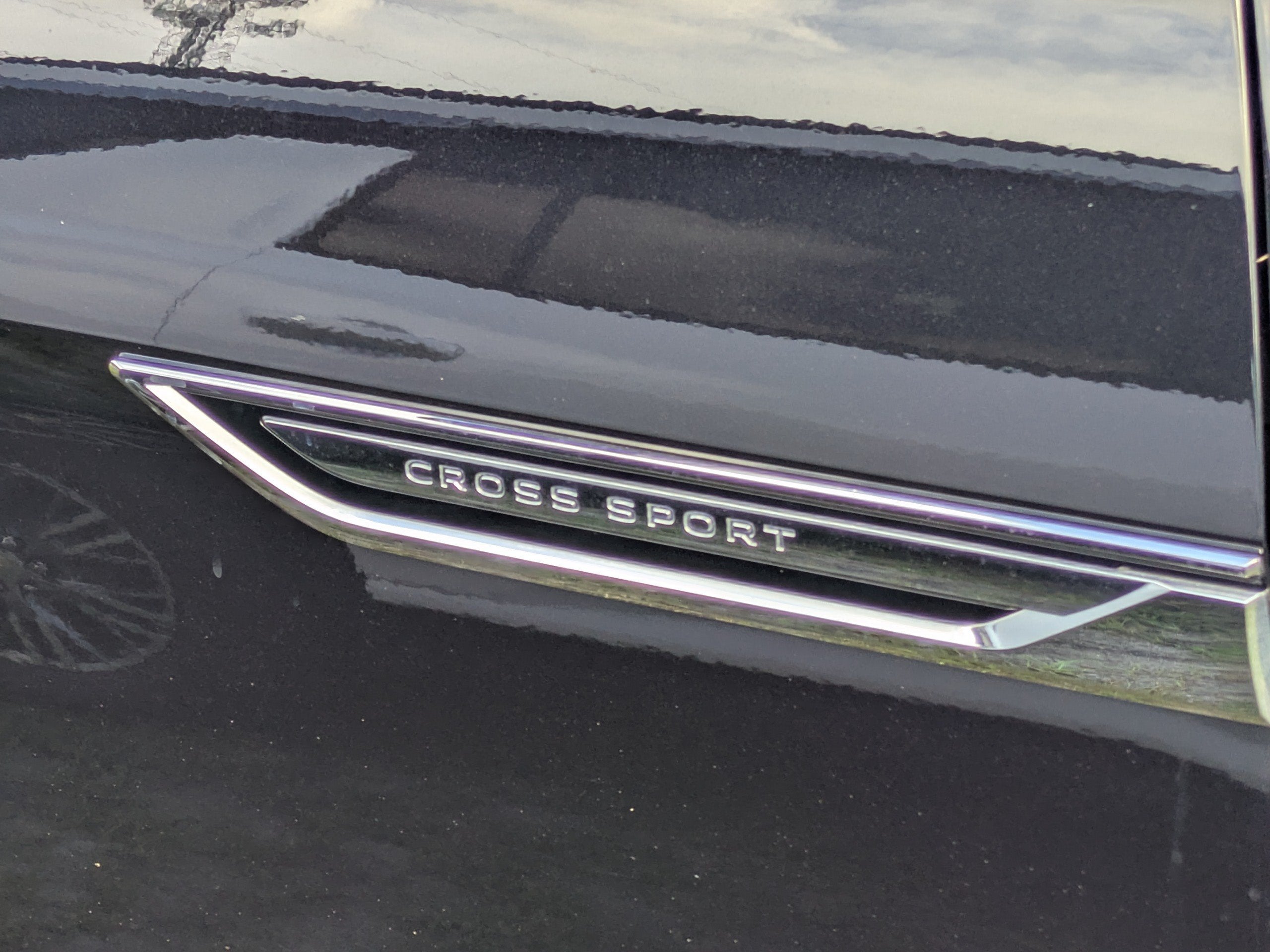 2020 Volkswagen Atlas Cross Sport 3.6L V6 SEL Premium R-Line