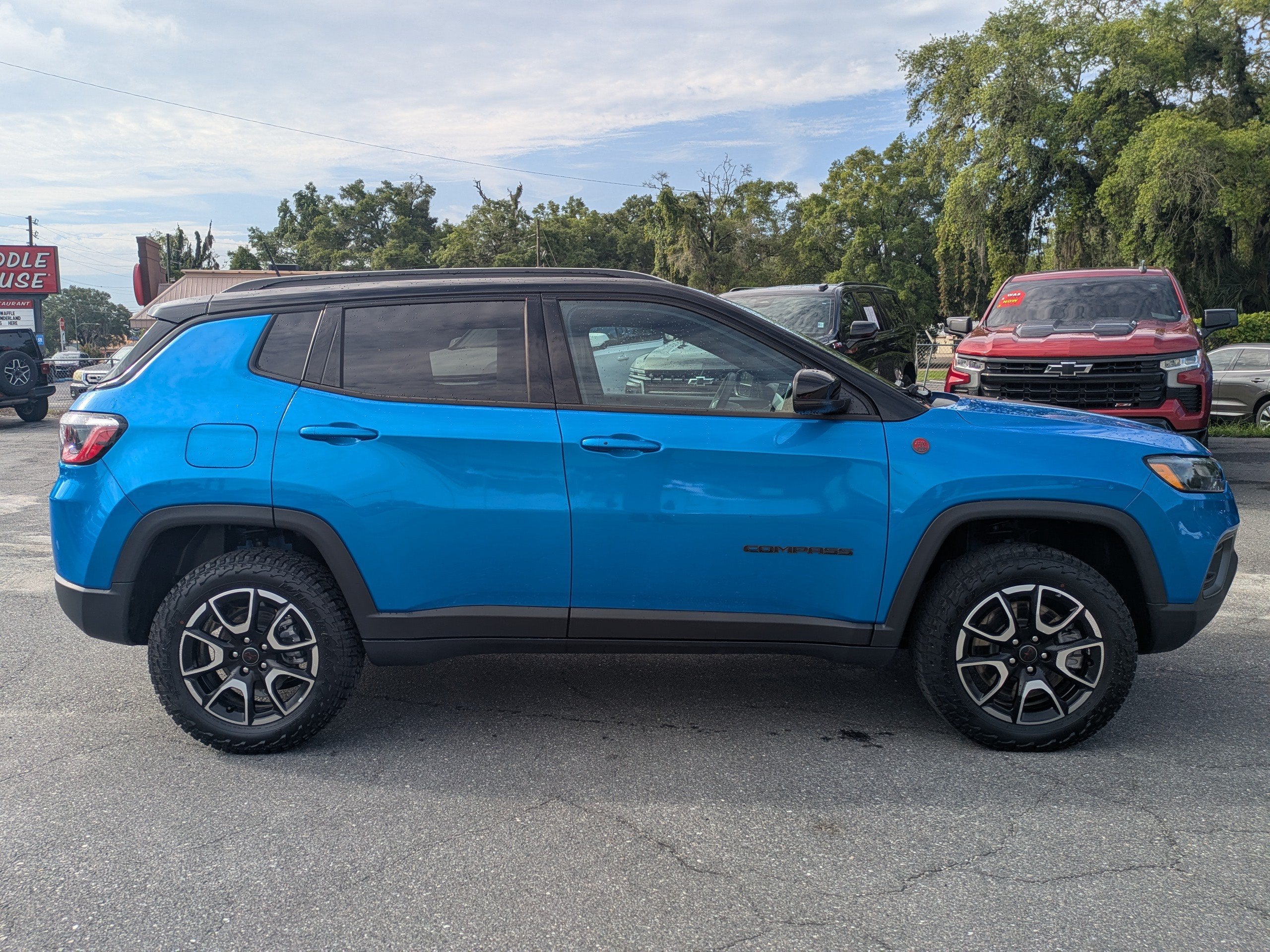 2025 Jeep Compass Trailhawk 4x4