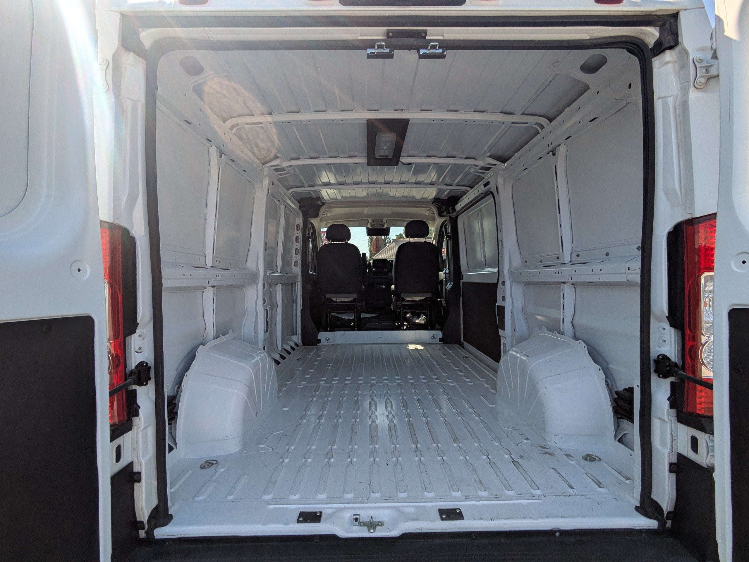 2025 RAM ProMaster 2500 Cargo Van Tradesman Low Roof 136" WB w/Pass Seat