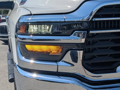 2026 RAM 2500 Tradesman Crew Cab 4x4 6'4" Box