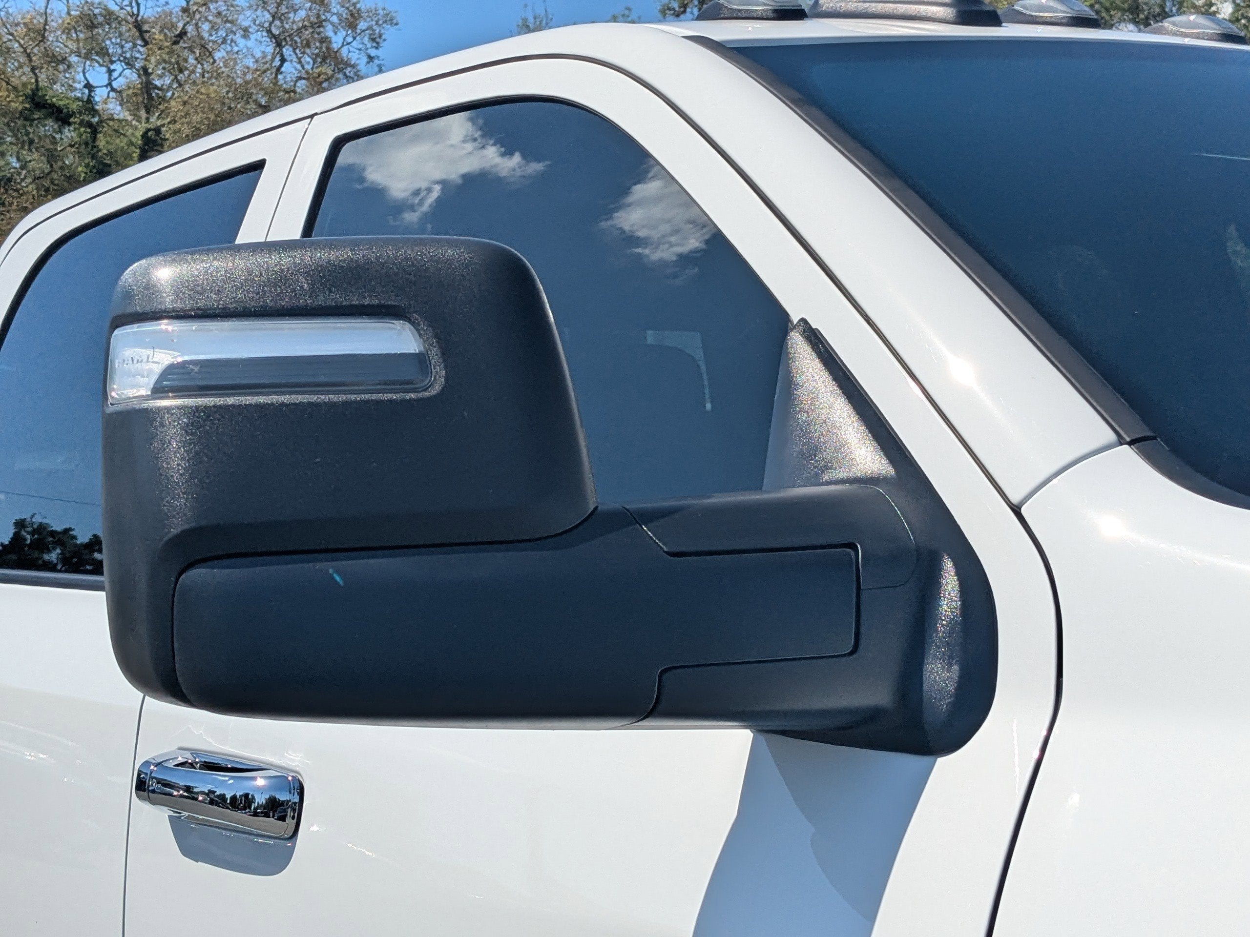 2026 RAM 2500 Tradesman Crew Cab 4x4 6'4" Box