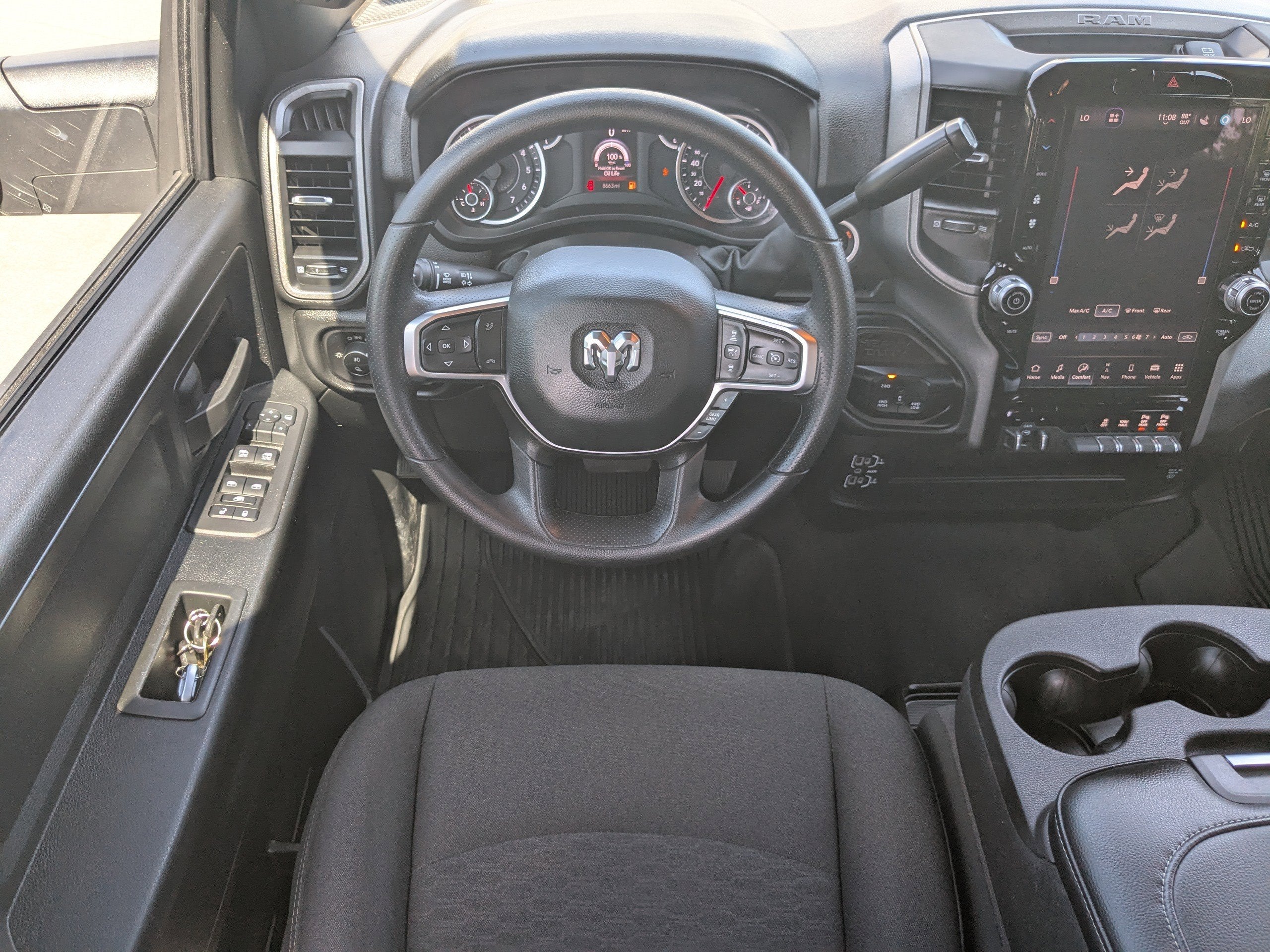 2026 RAM 2500 Tradesman Crew Cab 4x4 6'4" Box