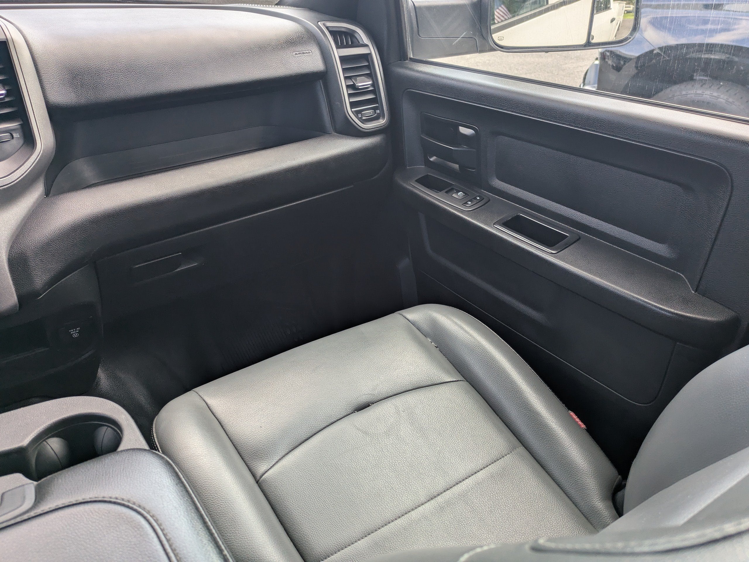 2021 RAM 2500 Tradesman Crew Cab 4x4 8' Box