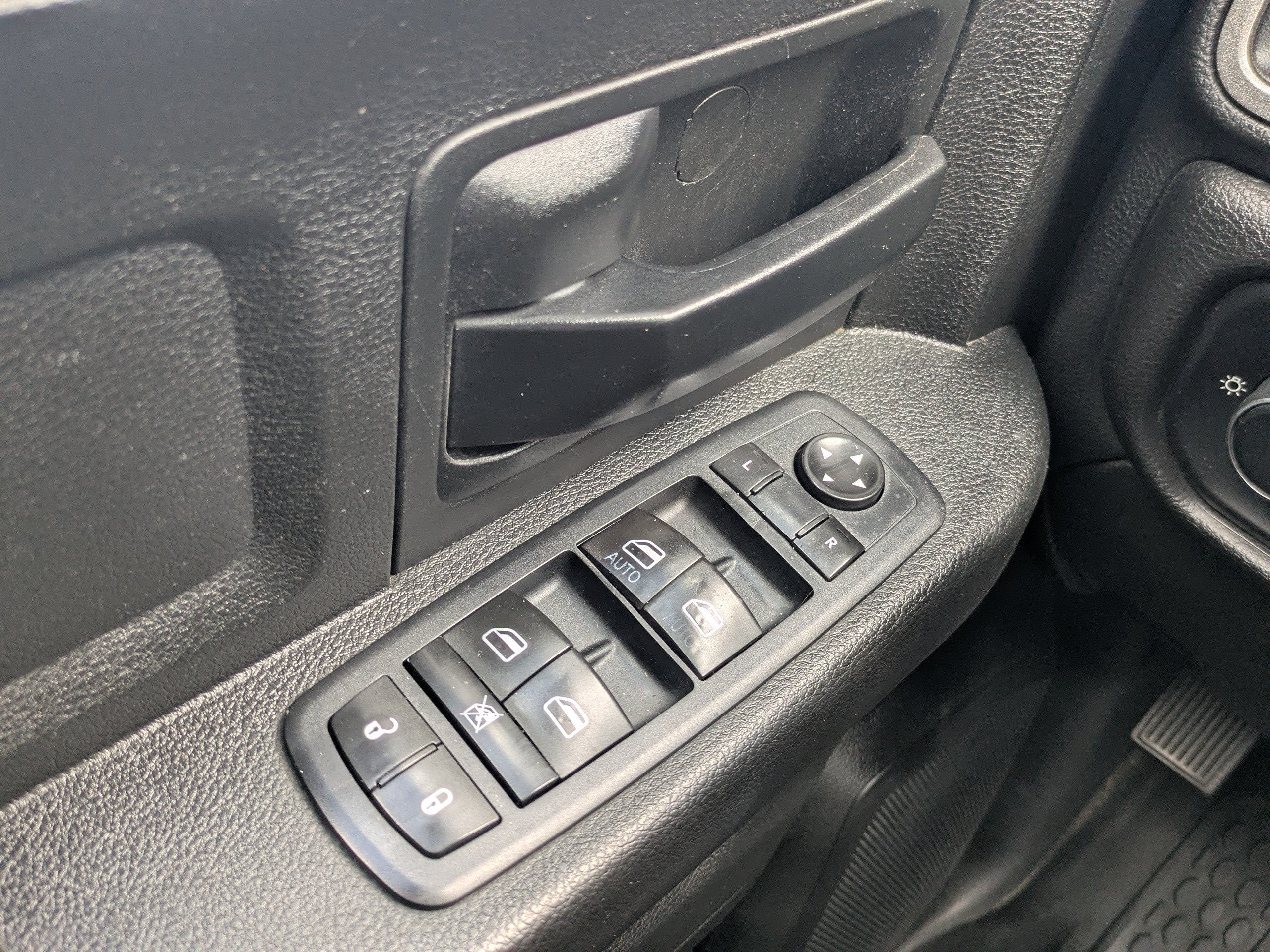 2021 RAM 2500 Tradesman Crew Cab 4x4 8' Box