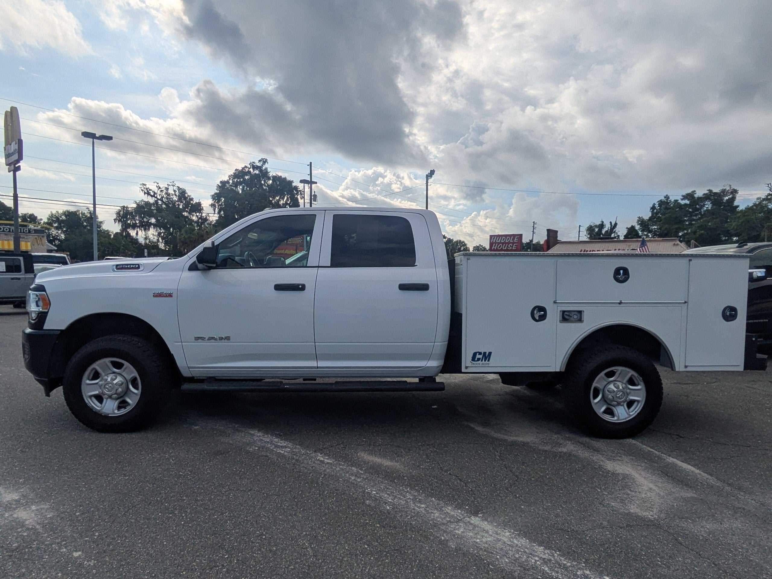 2021 RAM 2500 Tradesman Crew Cab 4x4 8' Box