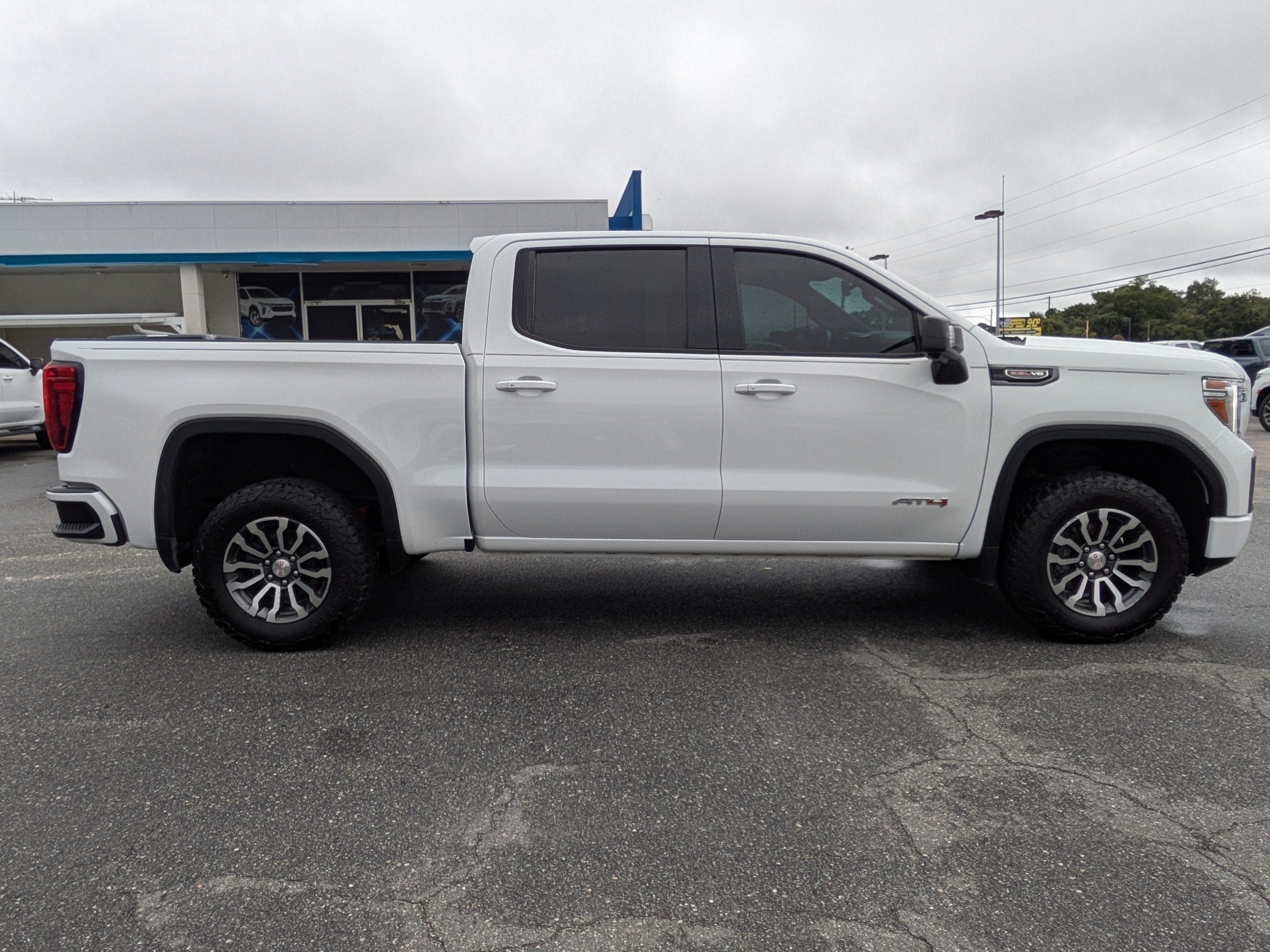 2022 GMC Sierra 1500 Limited AT4