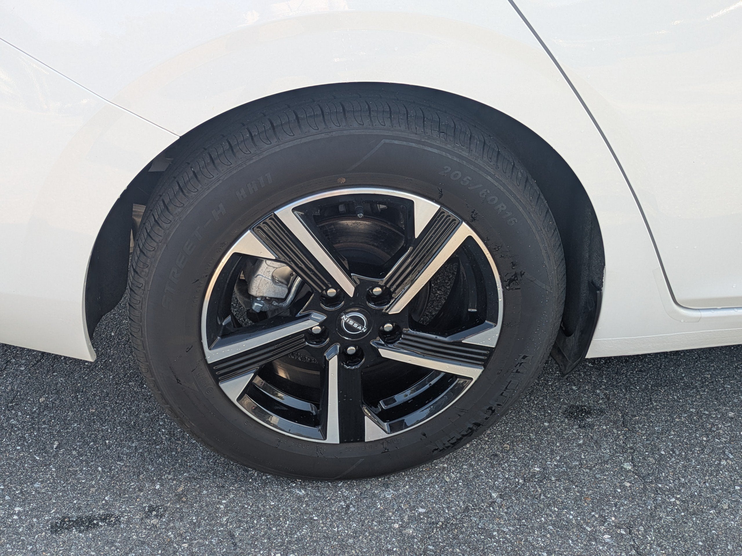 2024 Nissan Sentra SV Xtronic CVT