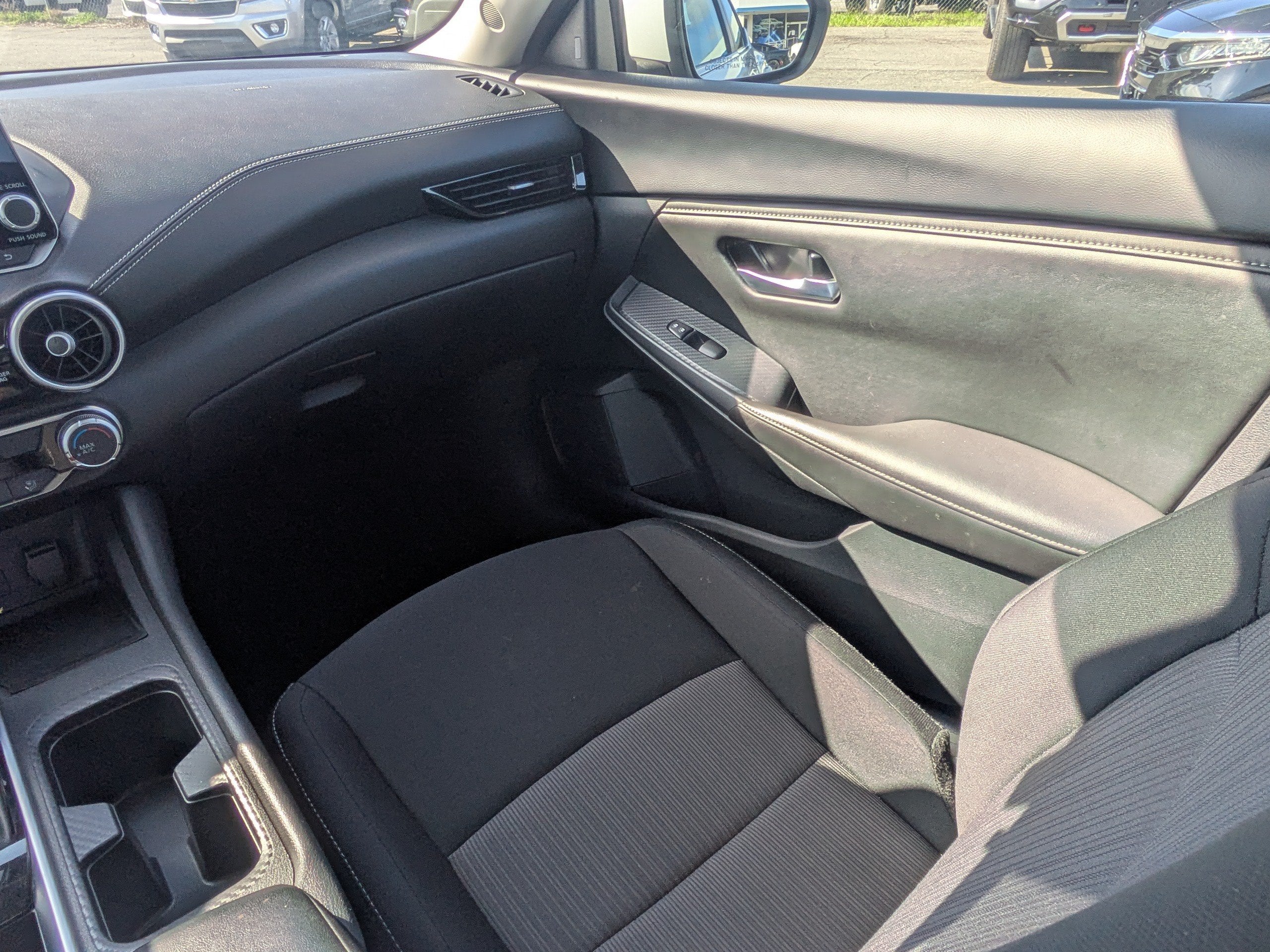 2024 Nissan Sentra SV Xtronic CVT