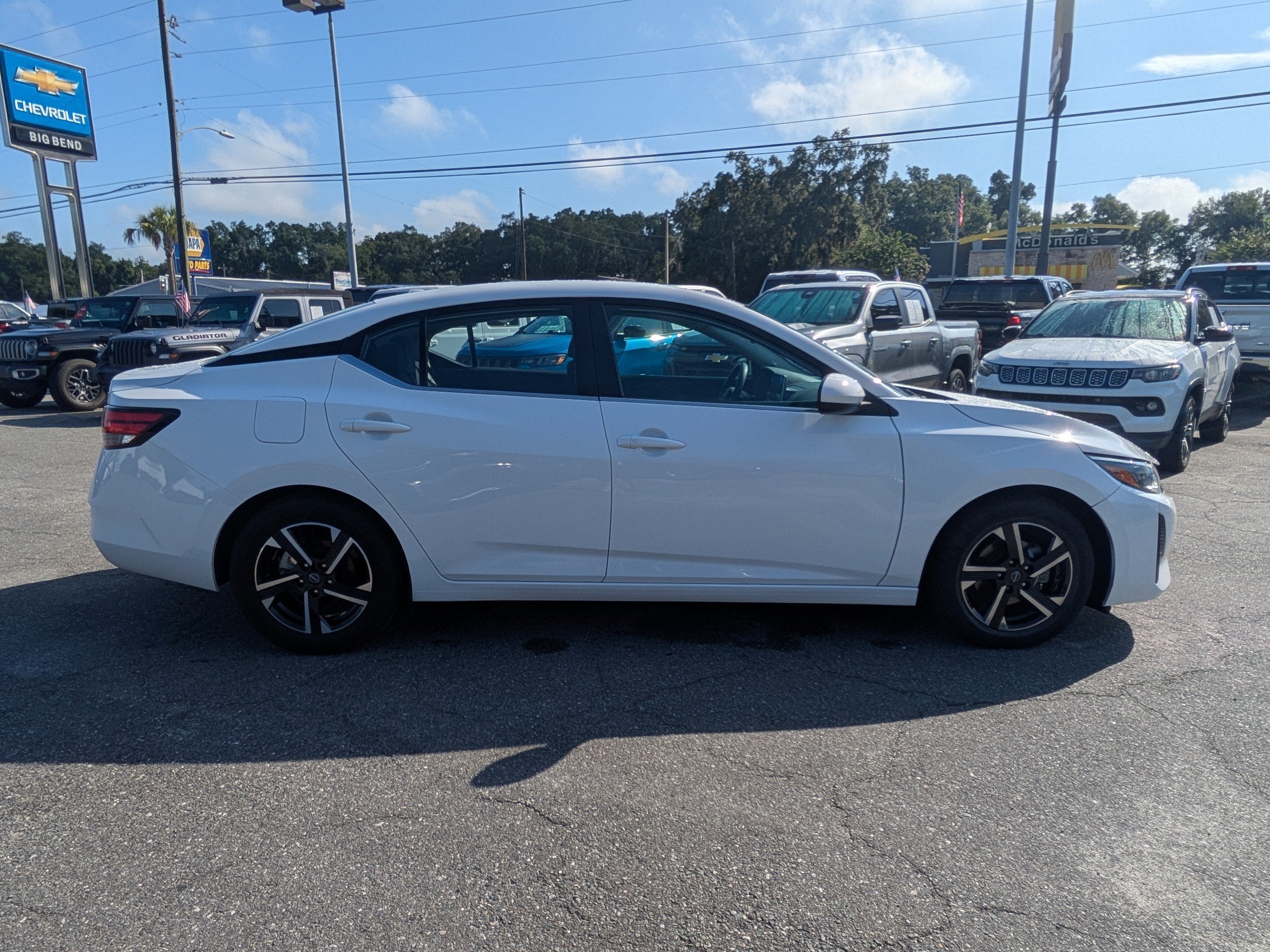 2024 Nissan Sentra SV Xtronic CVT
