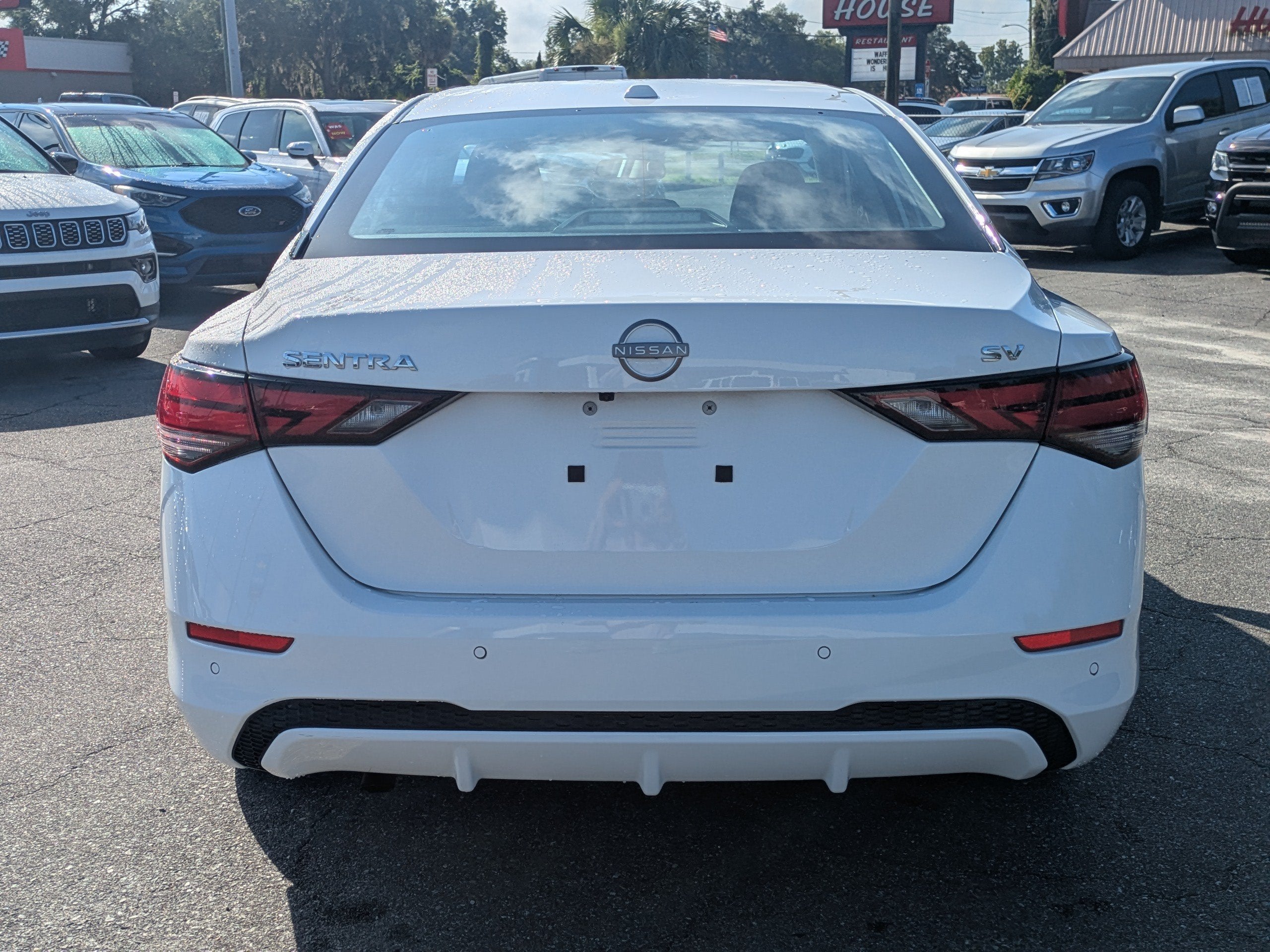 2024 Nissan Sentra SV Xtronic CVT