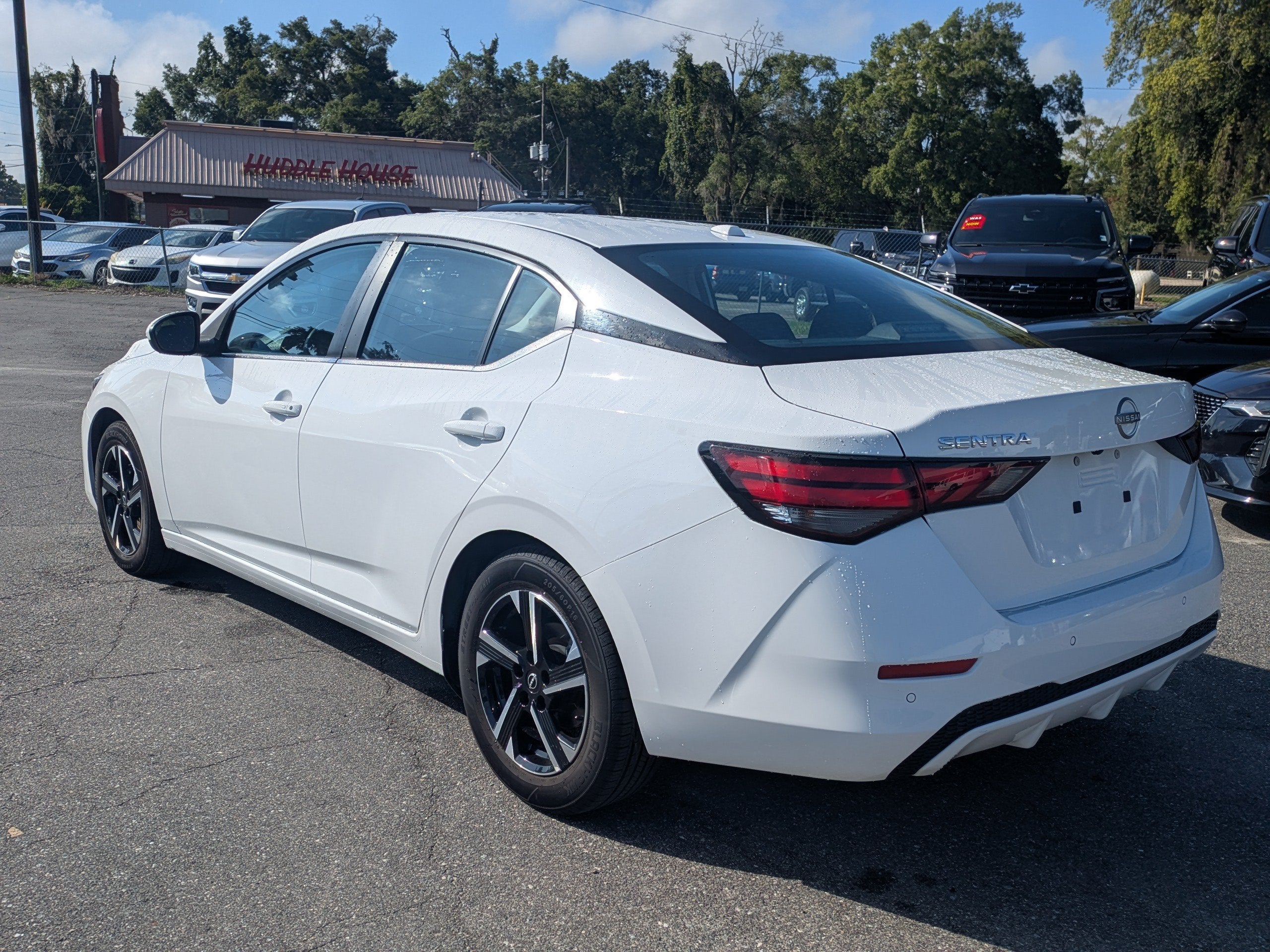2024 Nissan Sentra SV Xtronic CVT