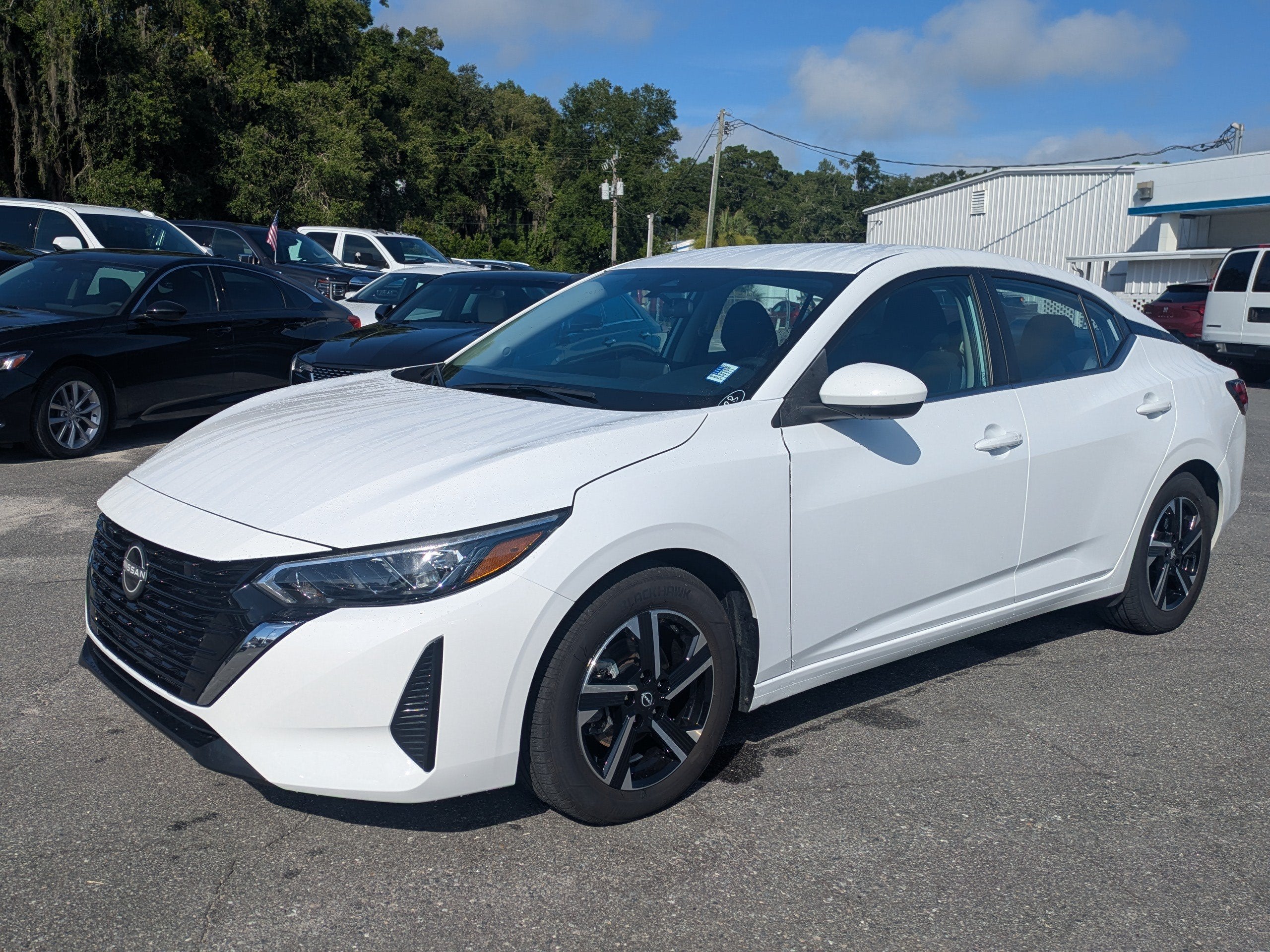 2024 Nissan Sentra SV Xtronic CVT