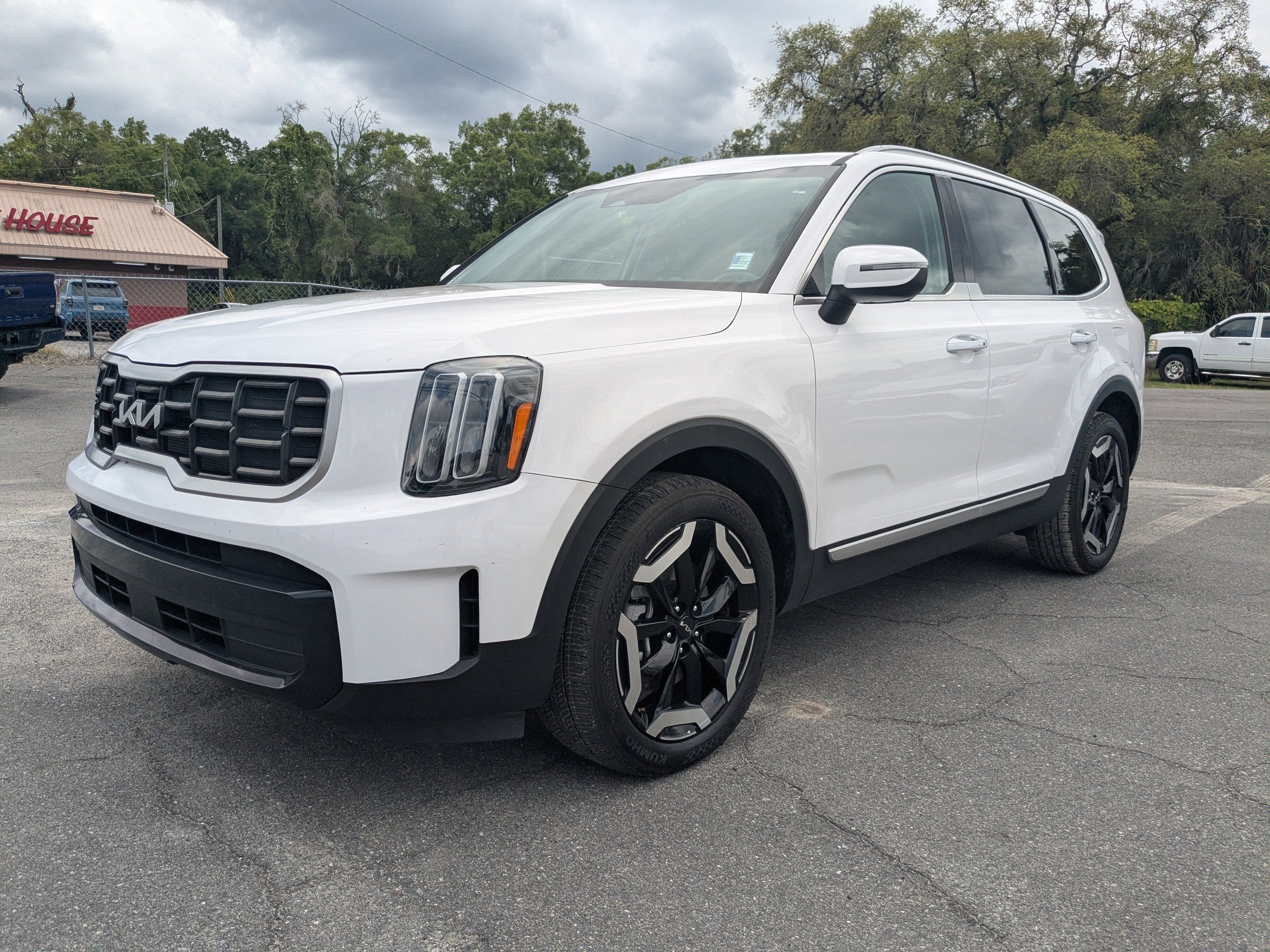 2025 Kia Telluride S