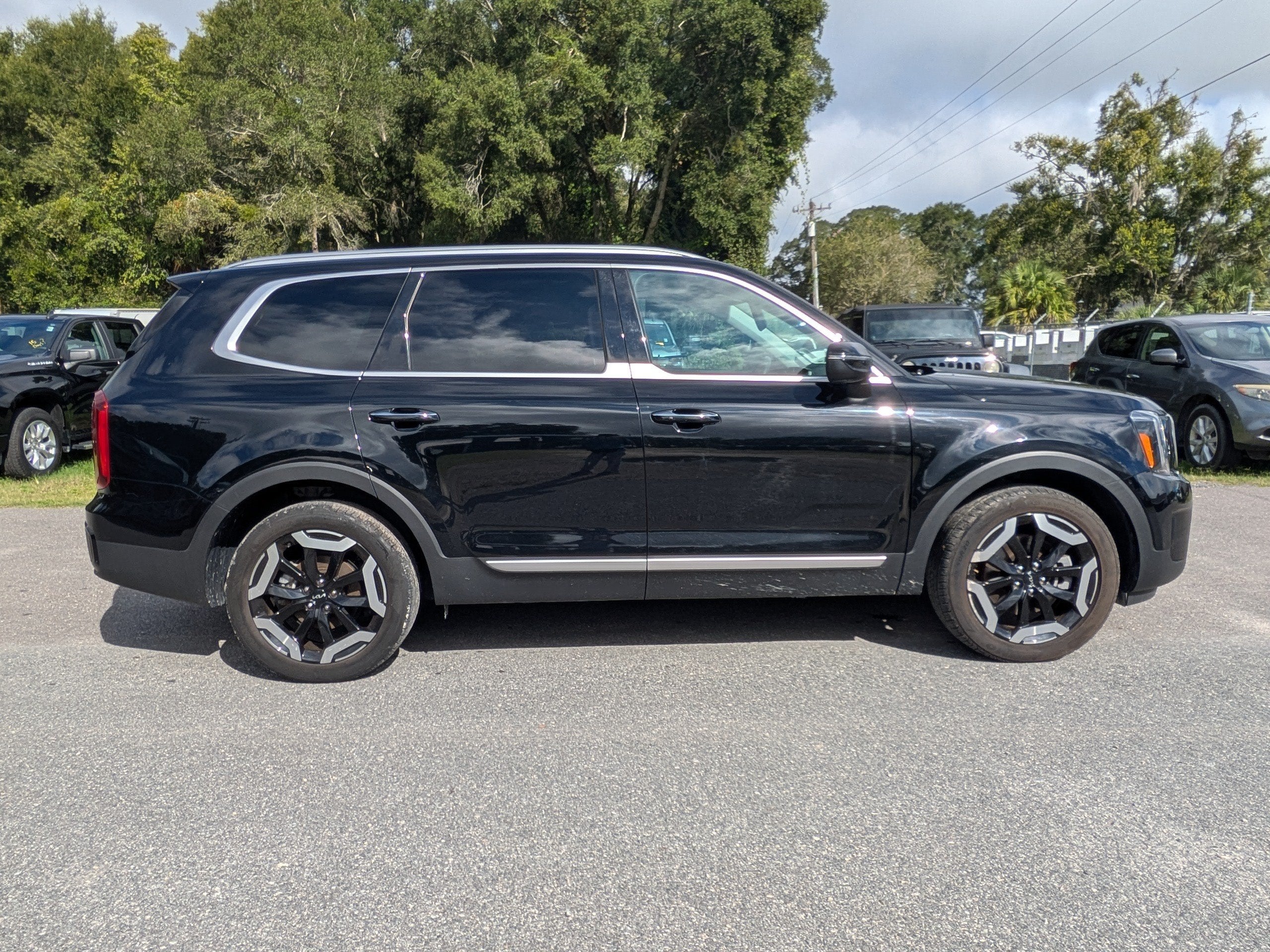 2025 Kia Telluride S