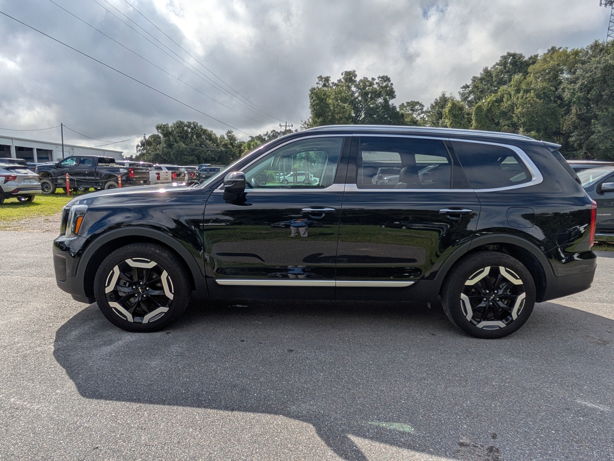 2025 Kia Telluride S