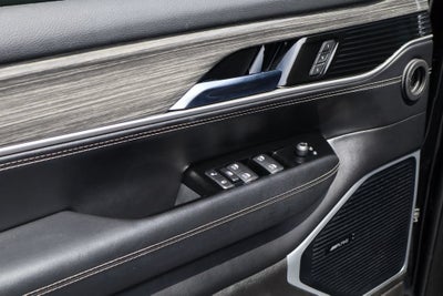 2022 Jeep Wagoneer Series III 4x2