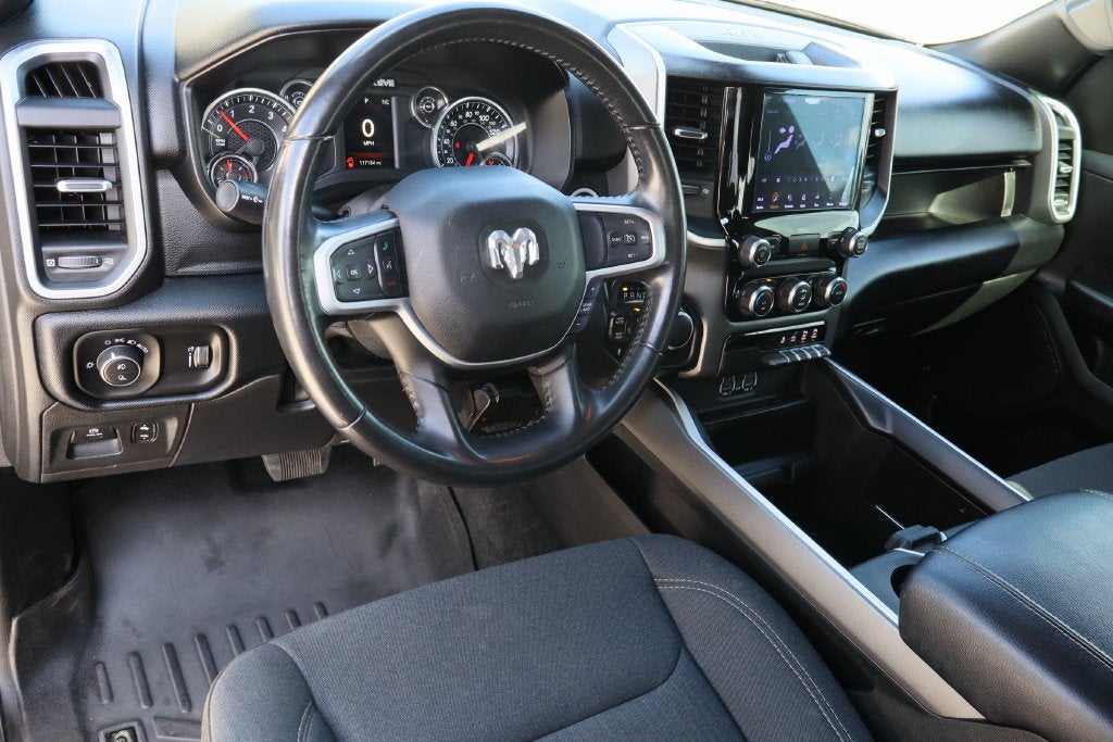 2021 RAM 1500 Big Horn Crew Cab 4x4 5'7" Box