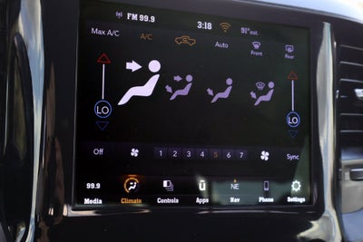 2021 RAM 1500 Big Horn Crew Cab 4x4 5'7" Box