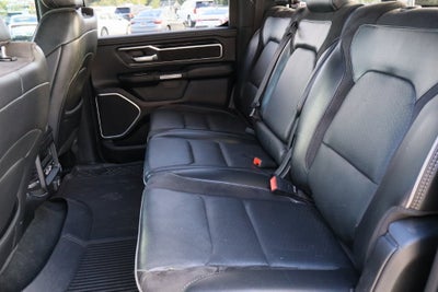 2020 RAM 1500 Laramie Crew Cab 4x4 5'7" Box